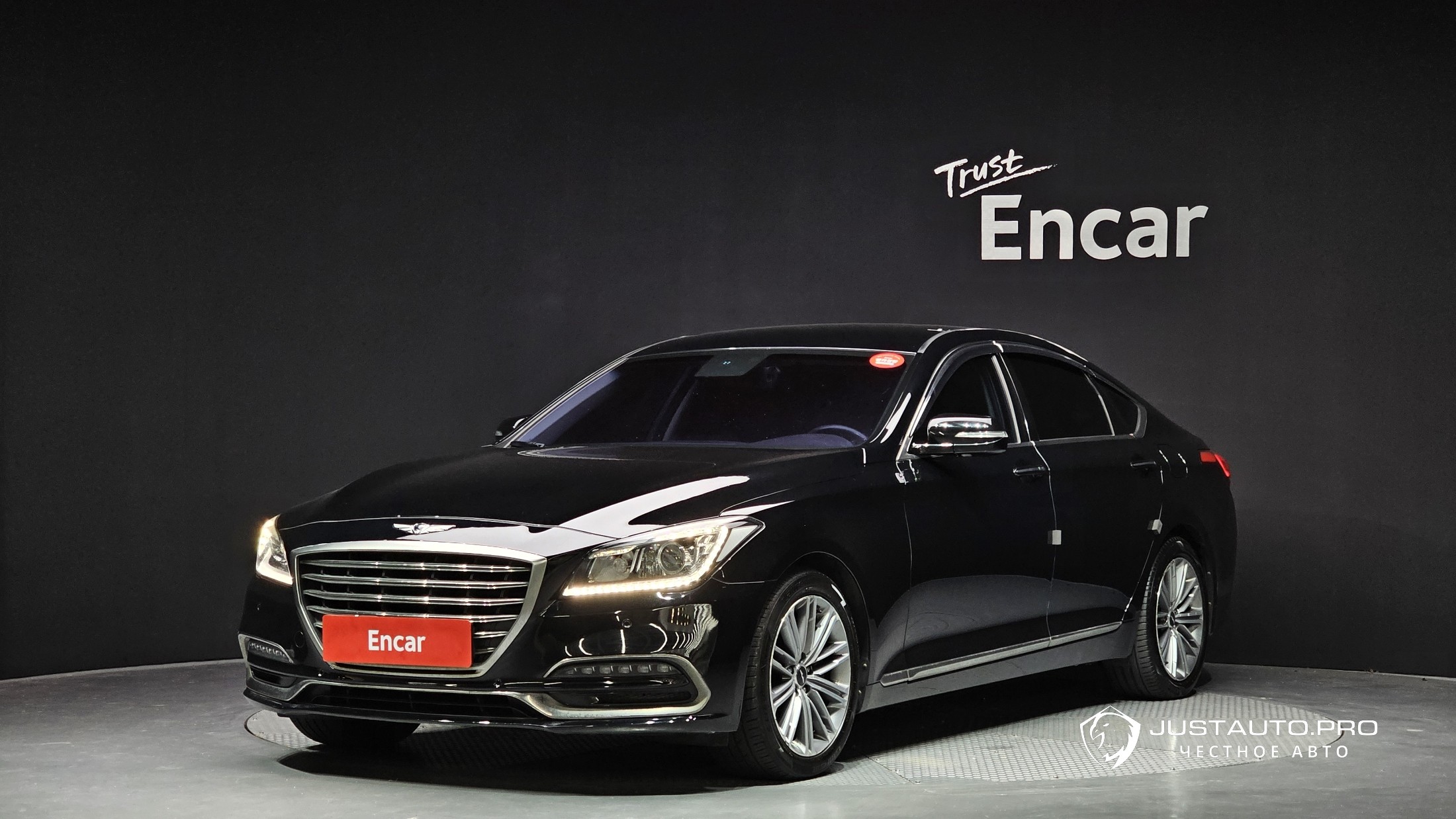 Автомобиль Genesis G80