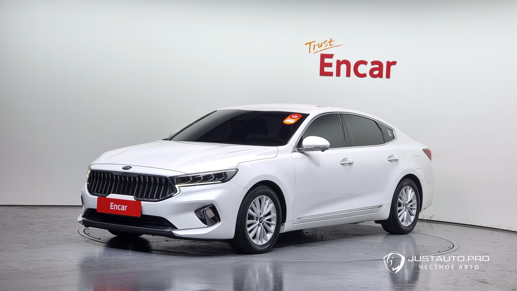 Автомобиль Kia K7