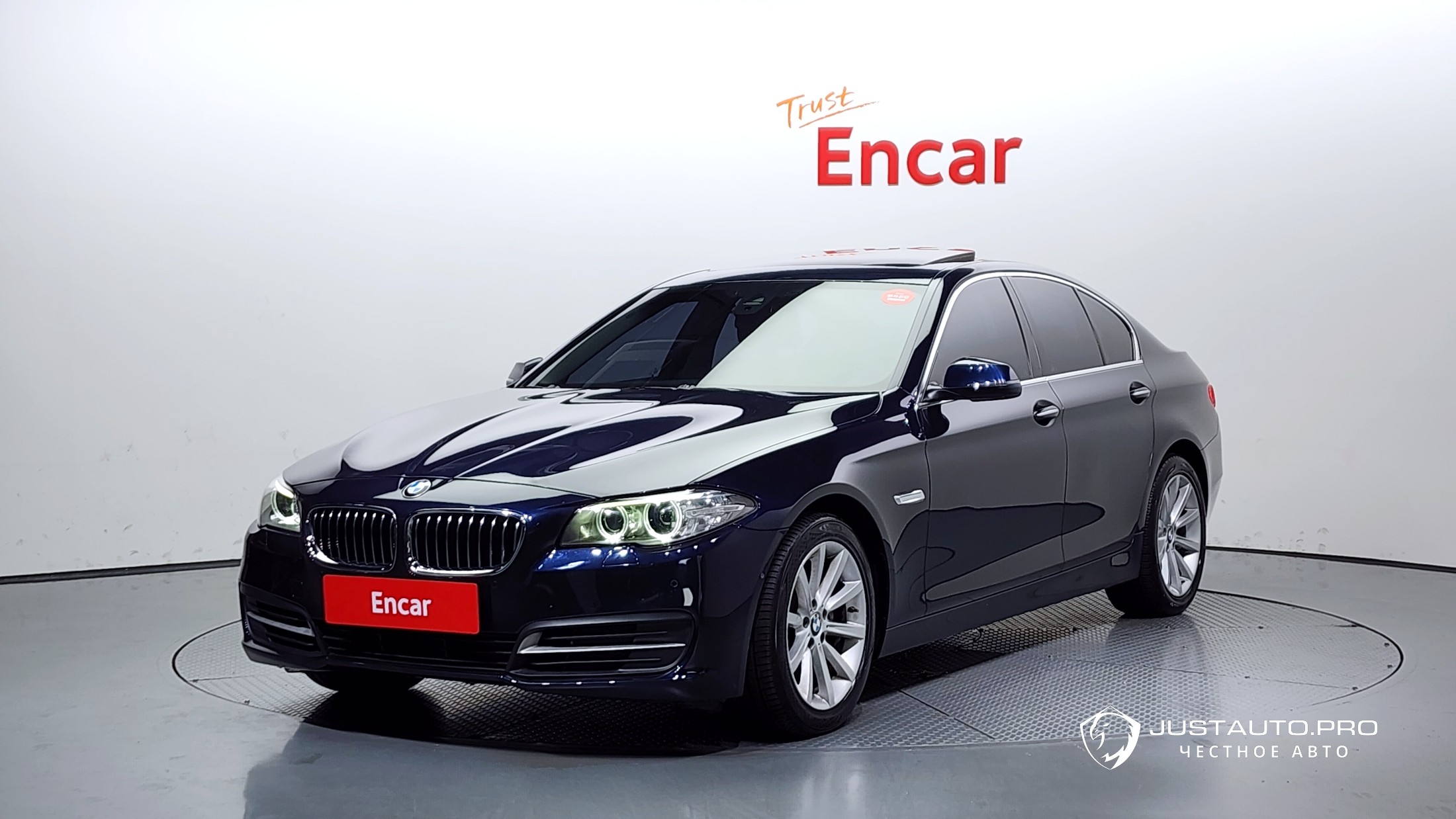 Автомобиль BMW 5-Series