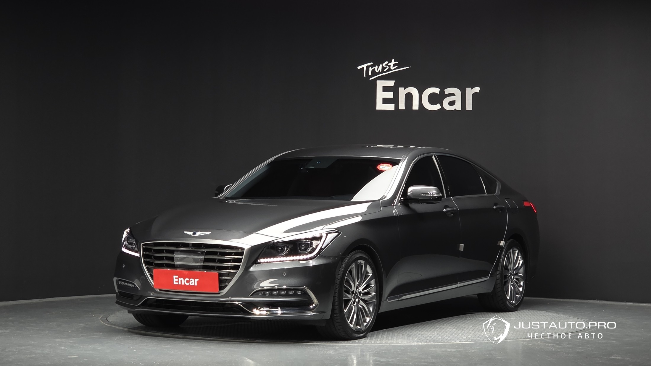 Автомобиль Genesis G80