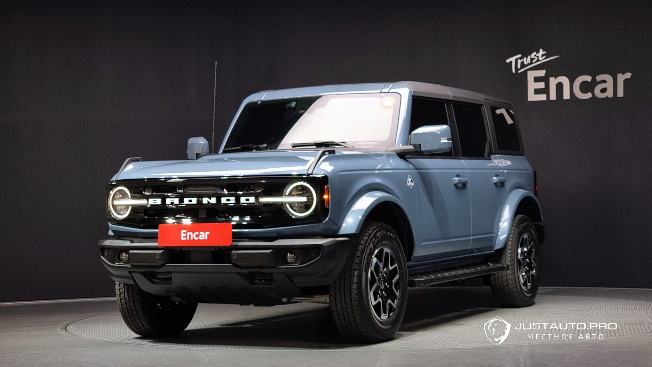 Автомобиль Ford Bronco
