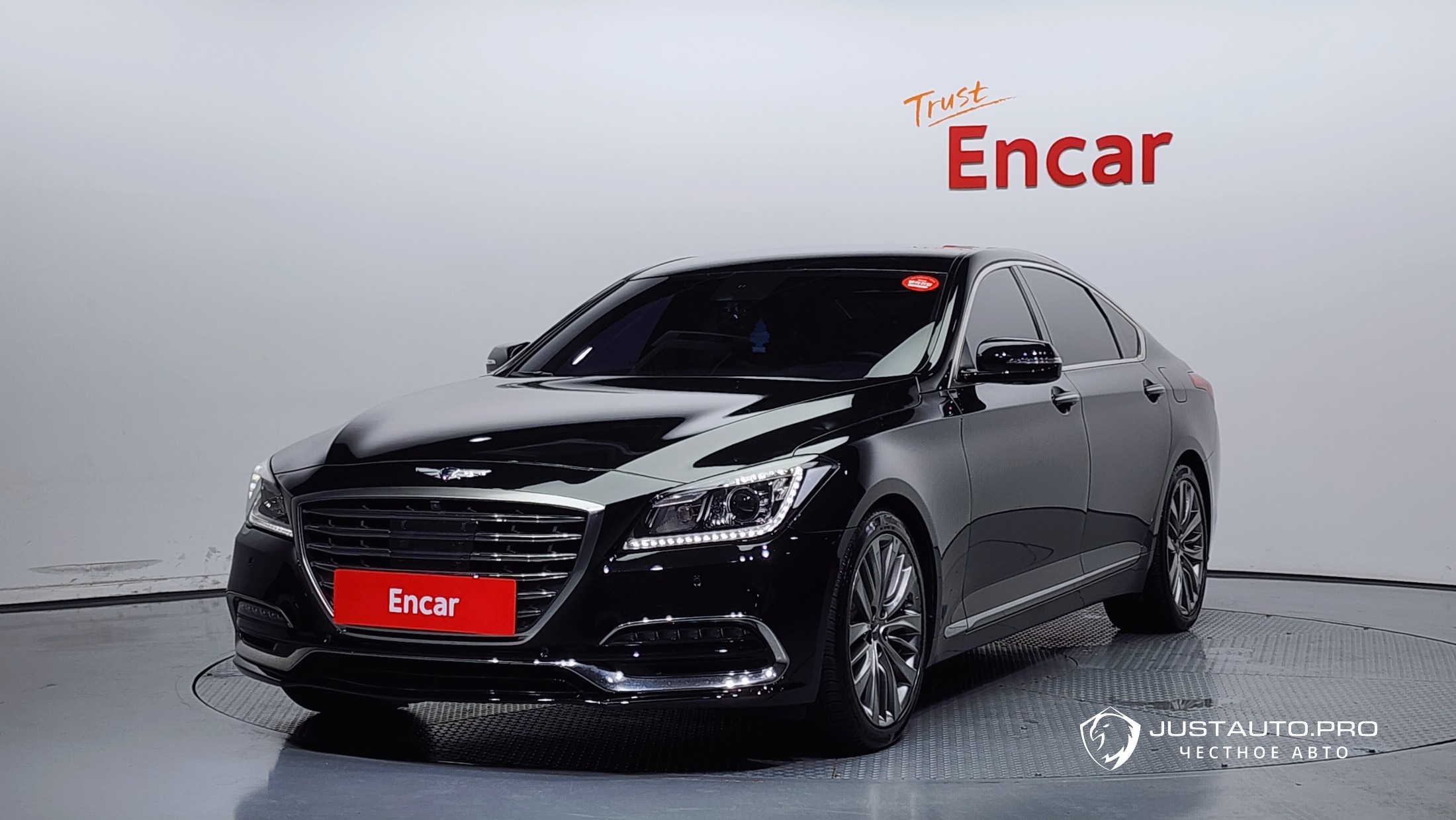 Автомобиль Genesis G80