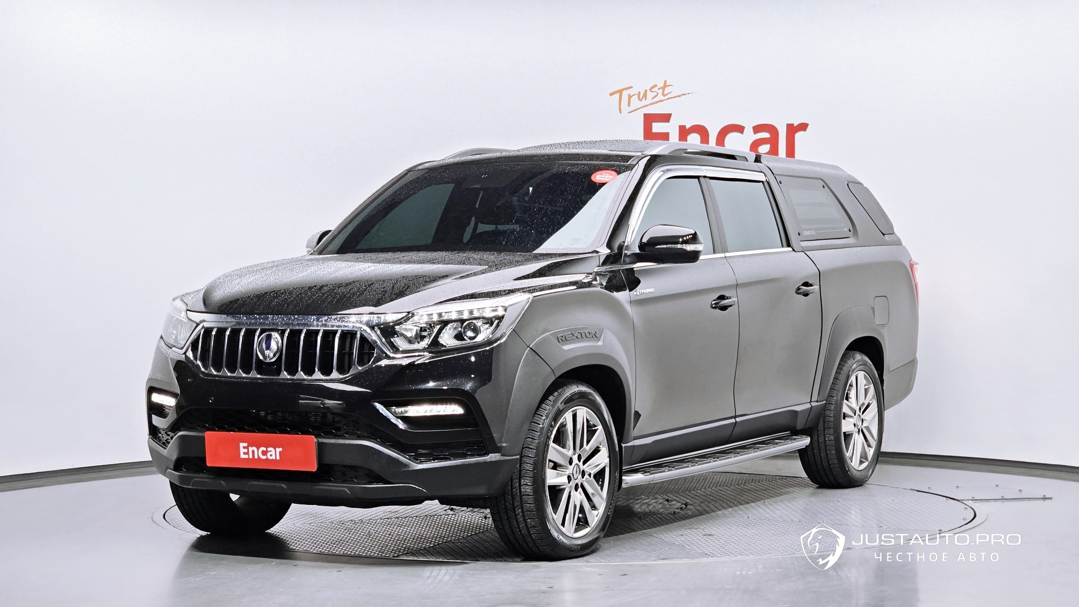 Автомобиль KG_Mobility_Ssangyong Rexton