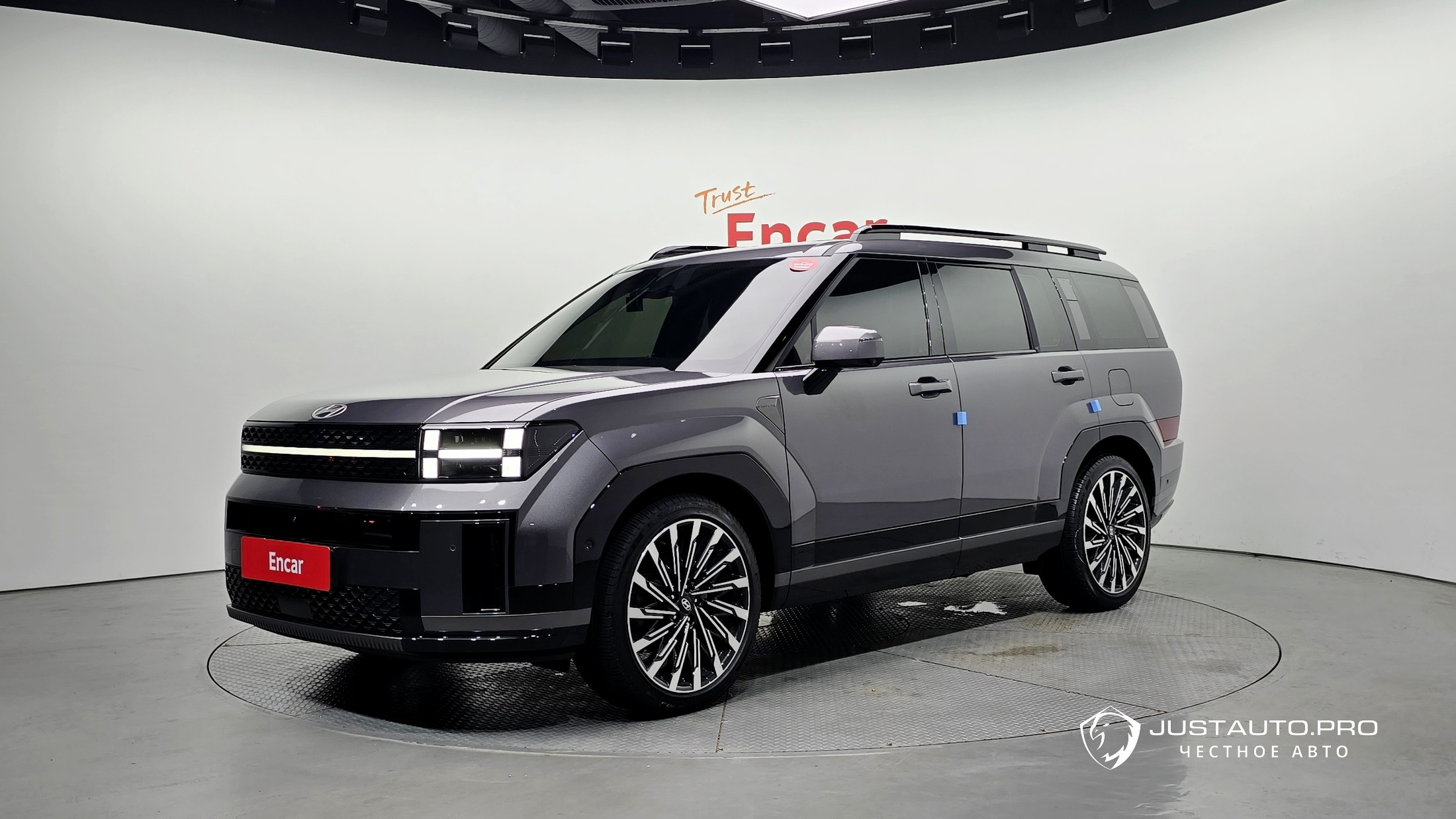Автомобиль Hyundai Santafe