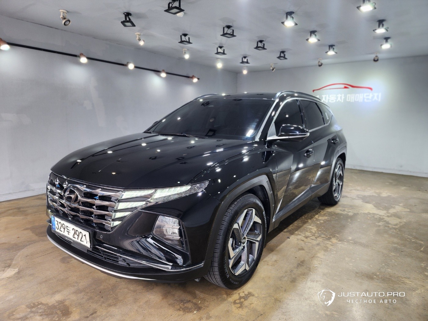 Автомобиль Hyundai Tucson