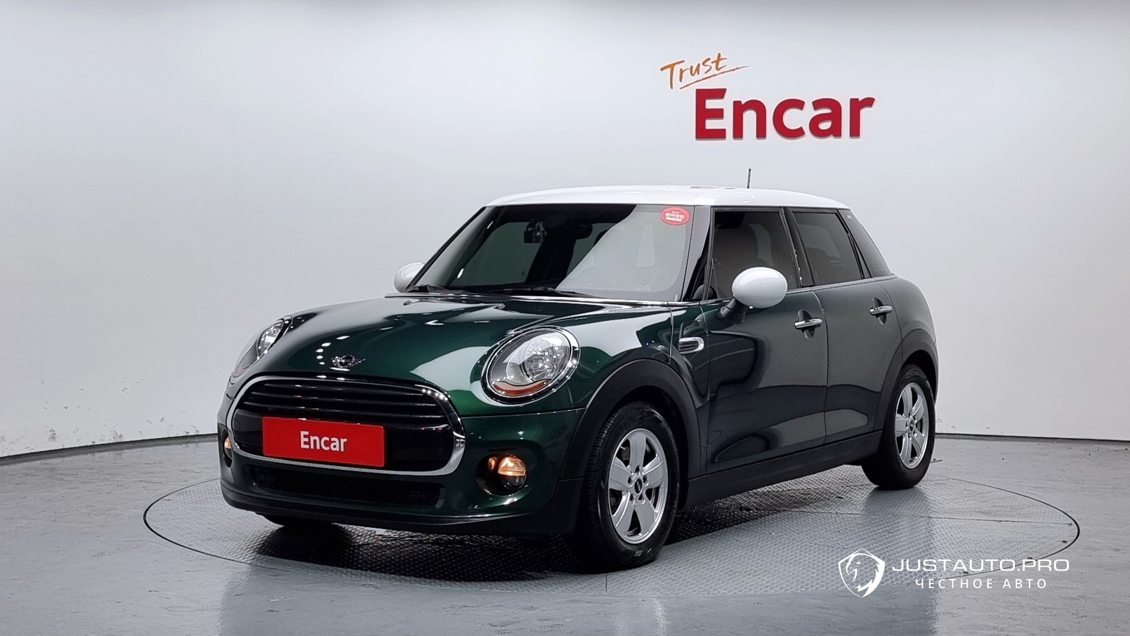 Автомобиль Mini Cooper