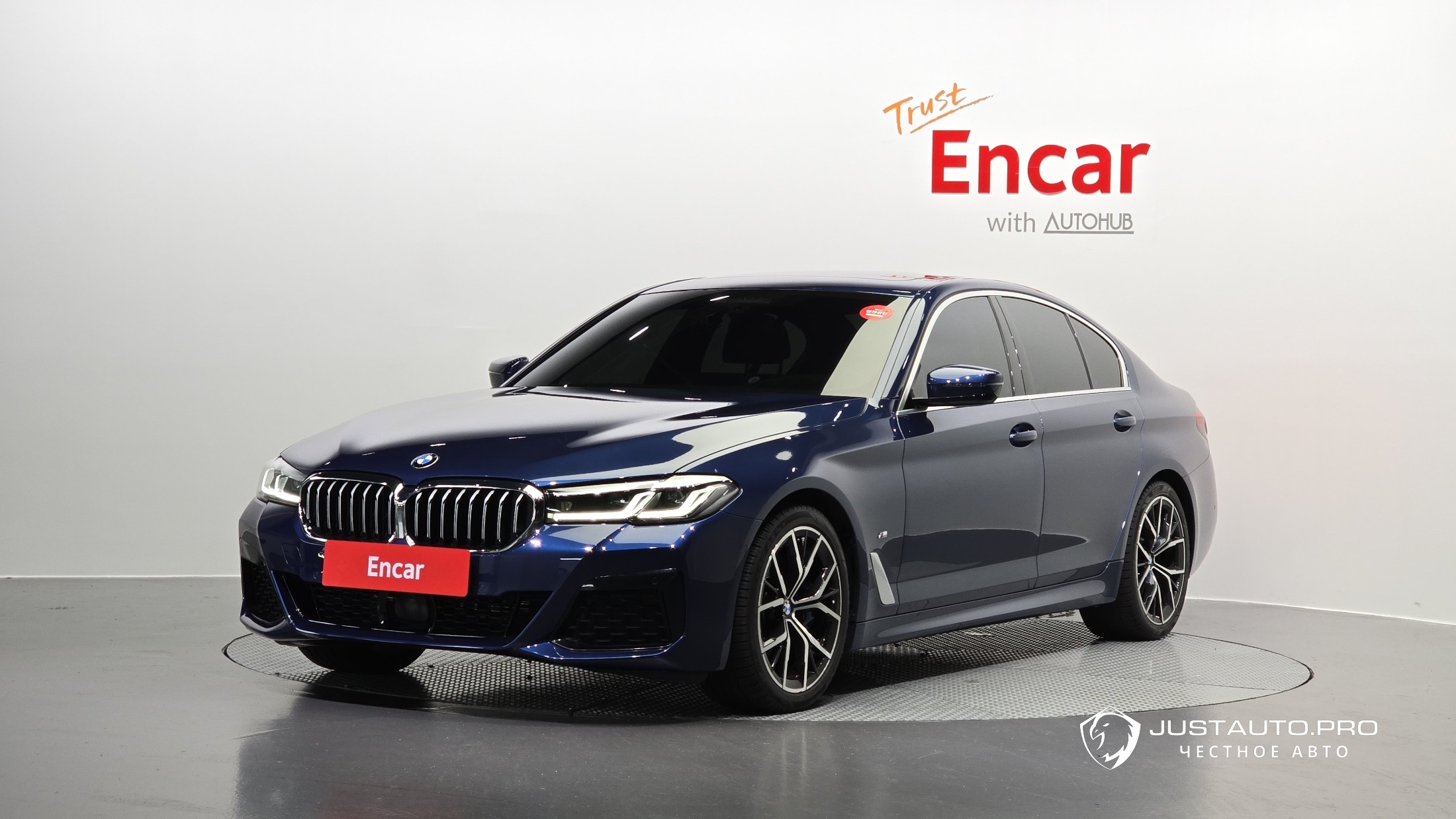 Автомобиль BMW 5-Series
