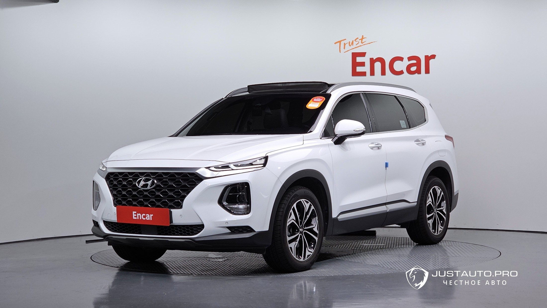 Автомобиль Hyundai Santafe
