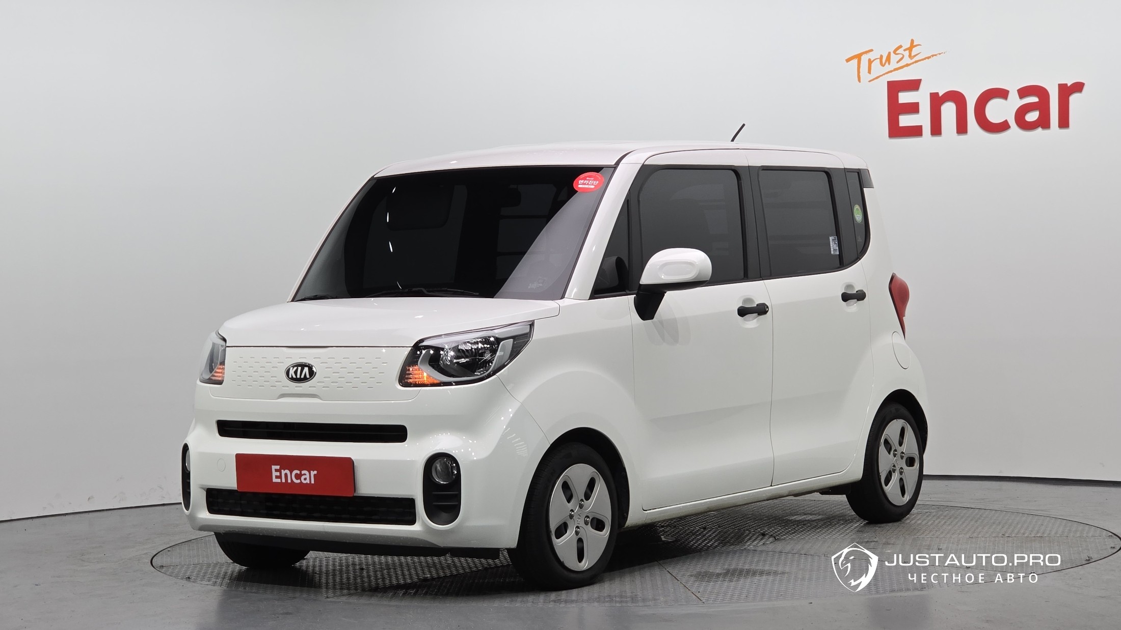 Автомобиль Kia RAY