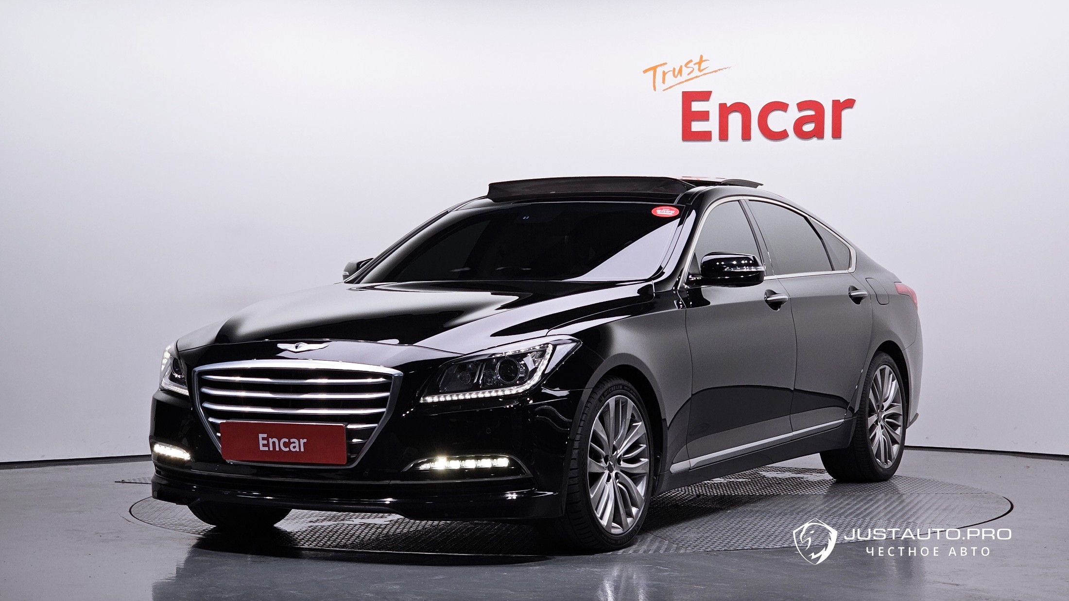 Автомобиль Hyundai Genesis