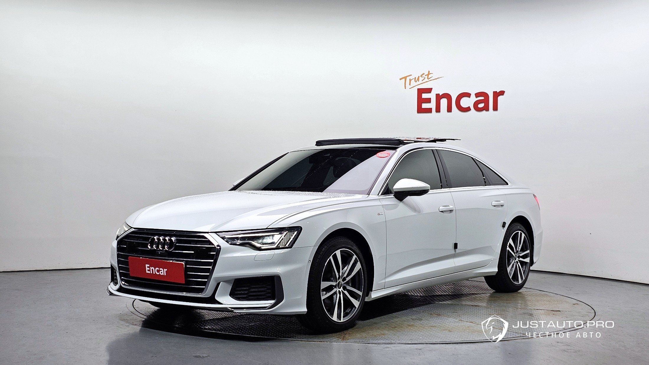 Автомобиль Audi A6