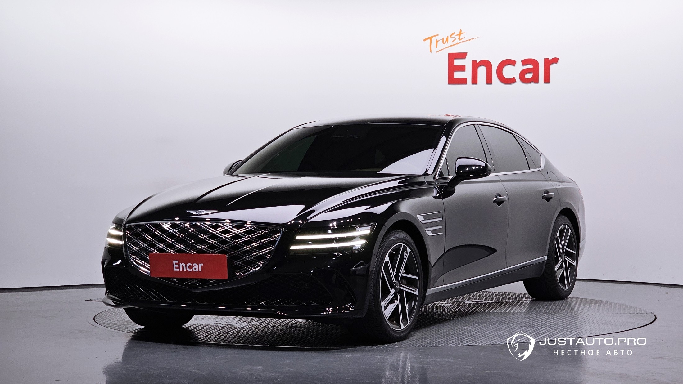 Автомобиль Genesis G80