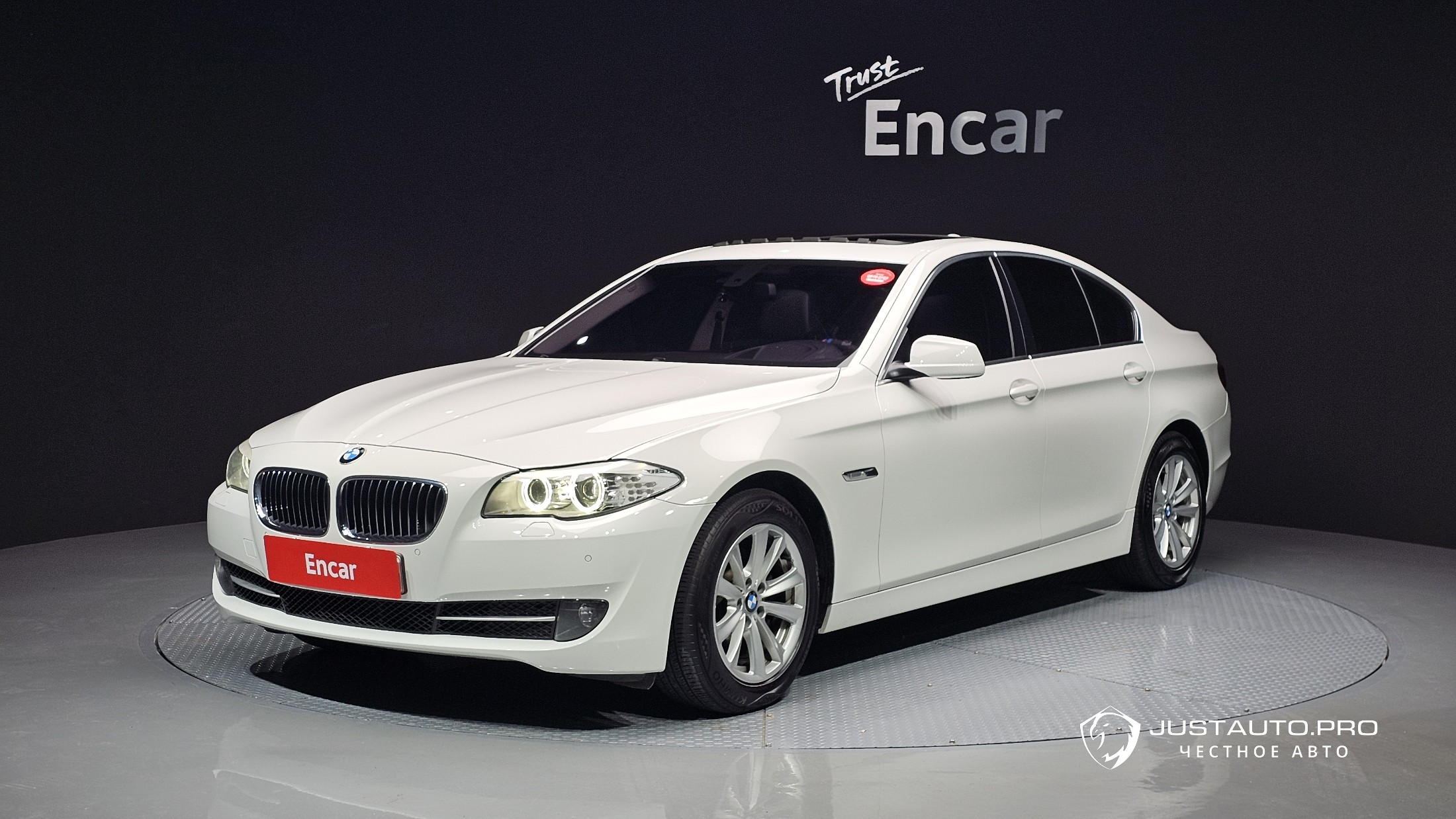Автомобиль BMW 5-Series
