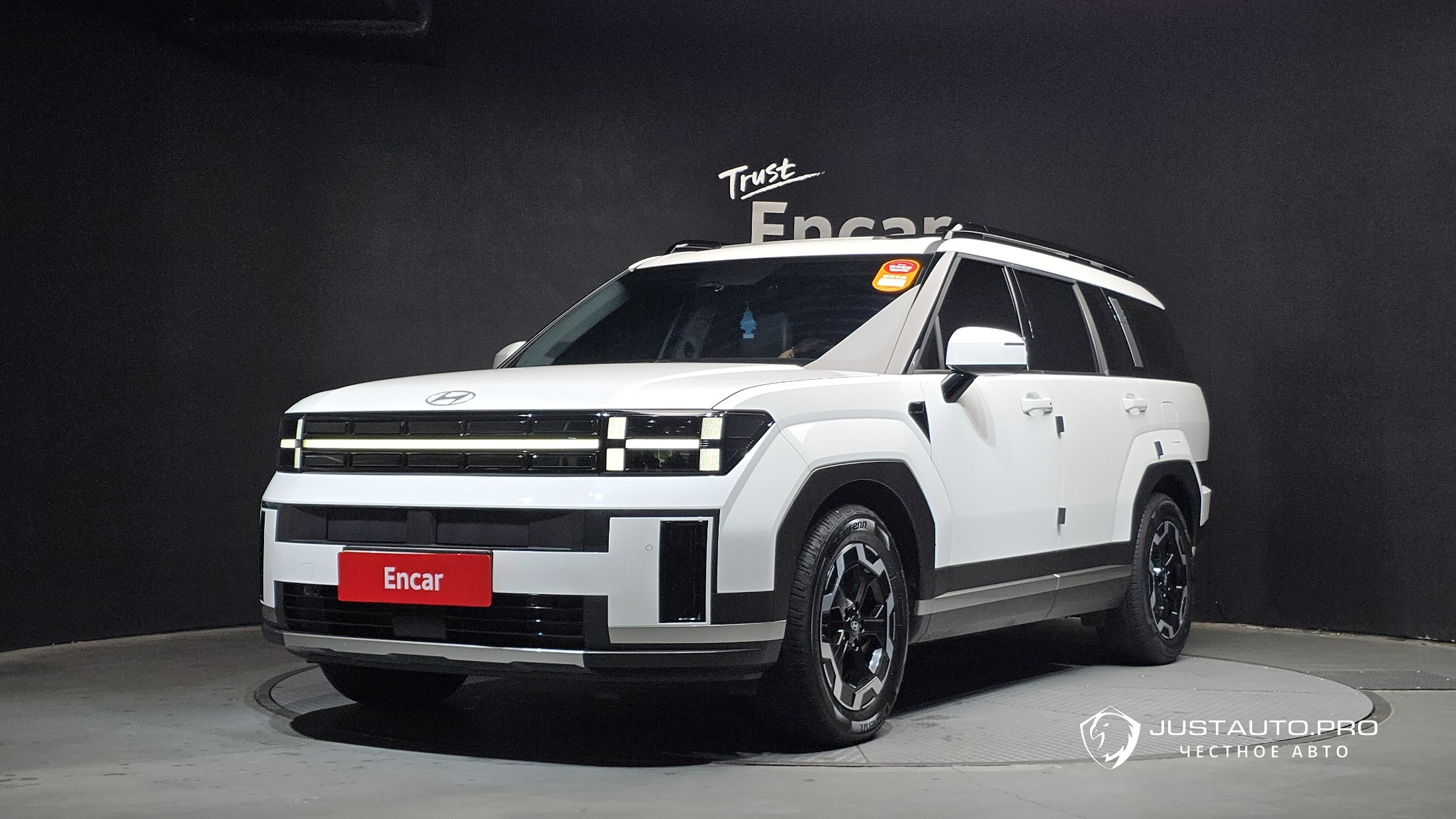 Автомобиль Hyundai Santafe