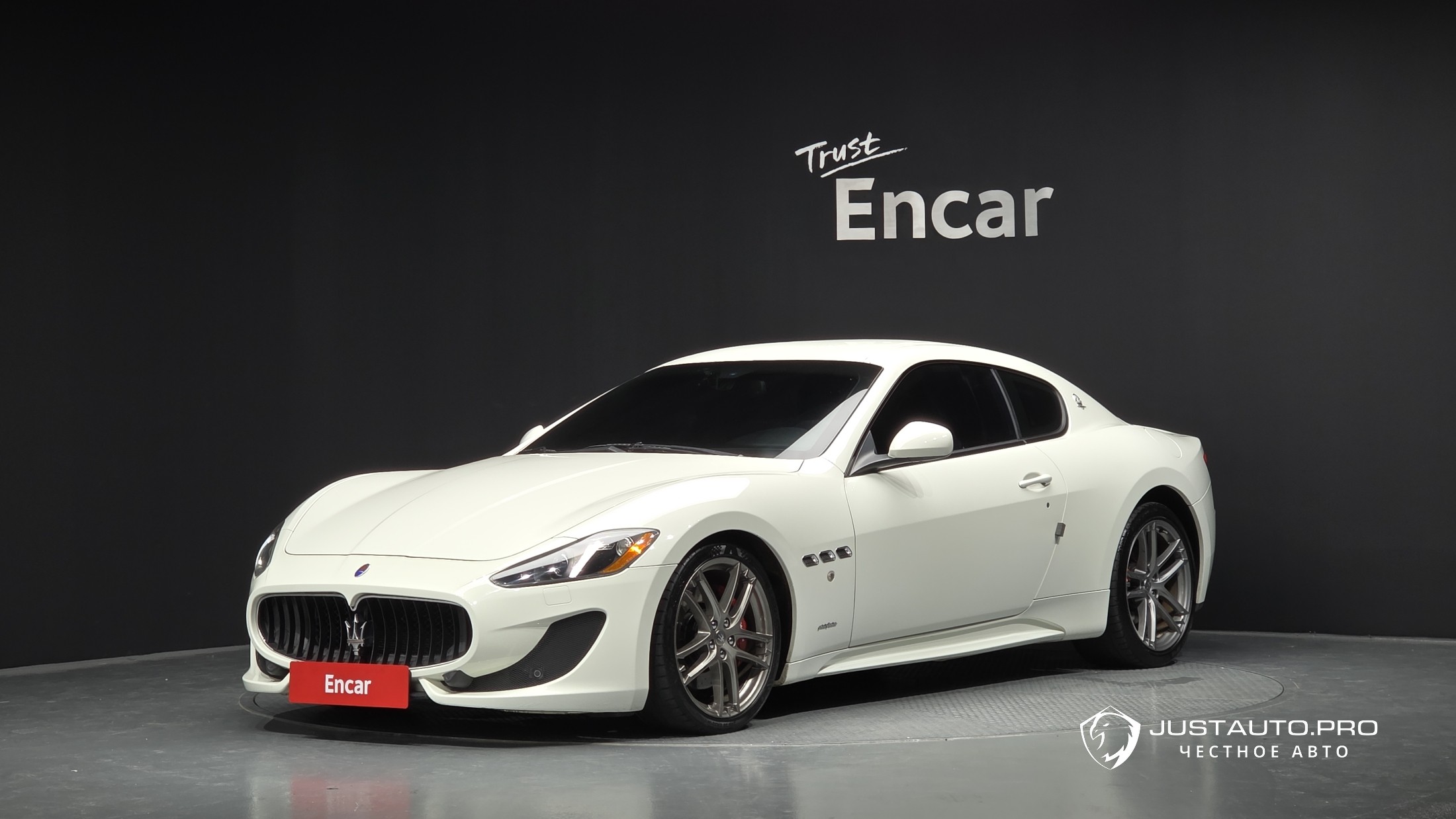 Автомобиль Maserati GranTurismo