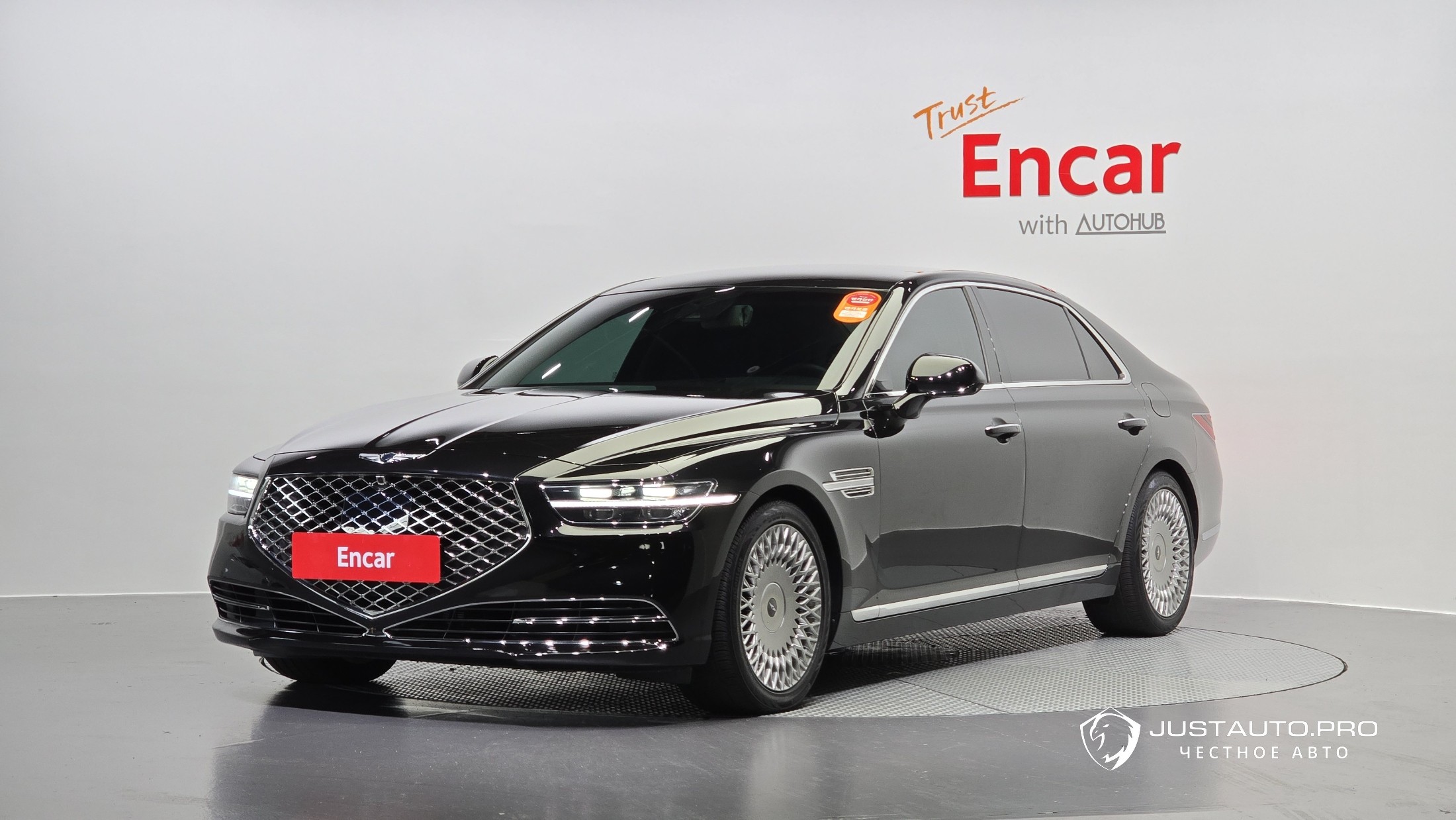 Автомобиль Genesis G90