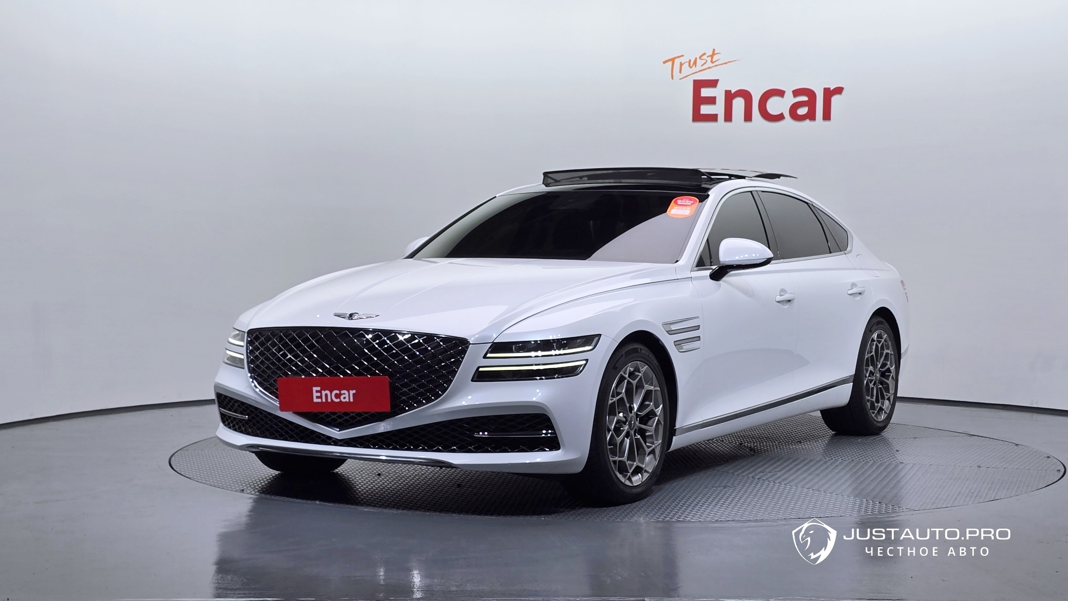 Автомобиль Genesis G80
