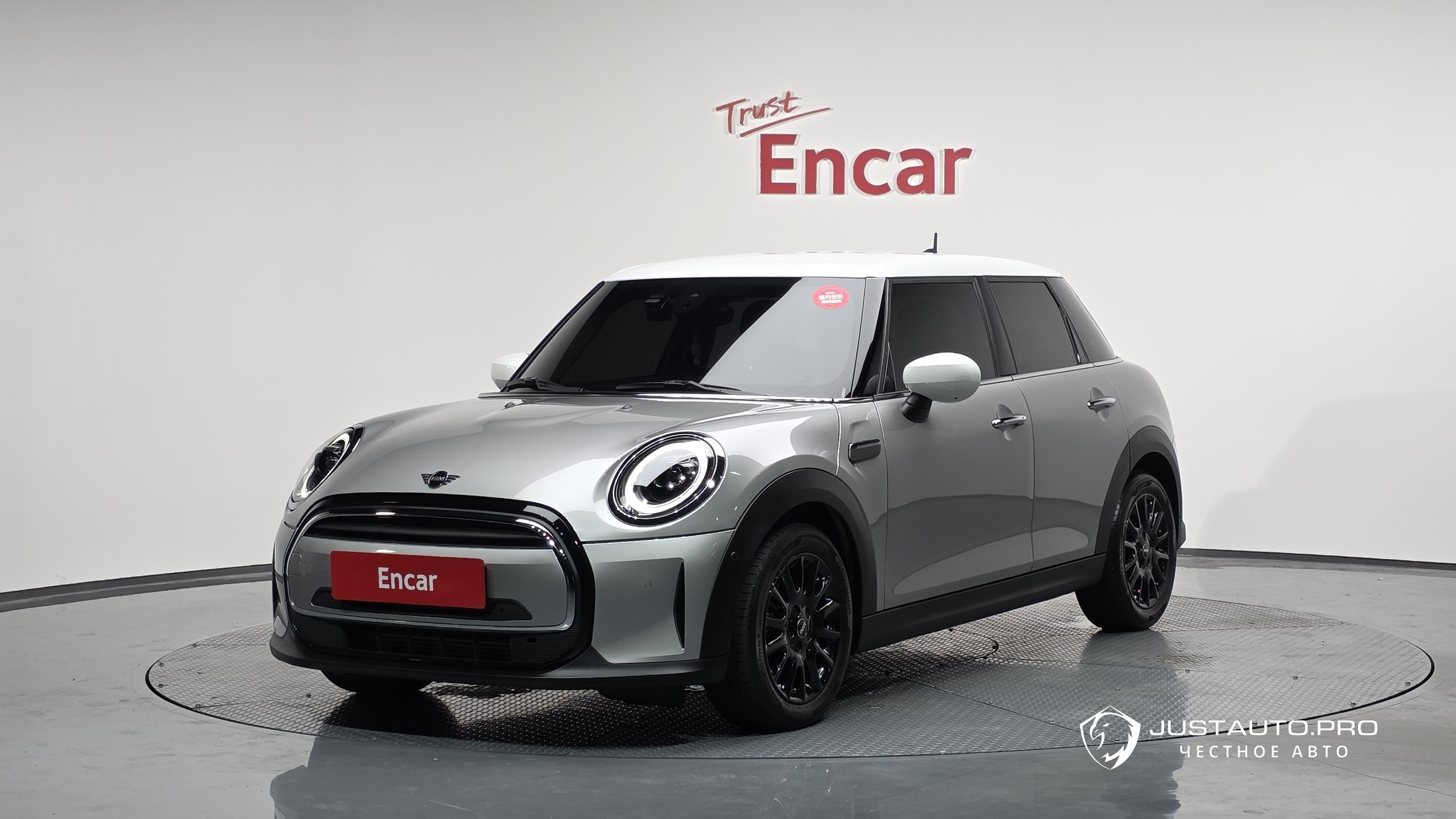 Автомобиль Mini Cooper