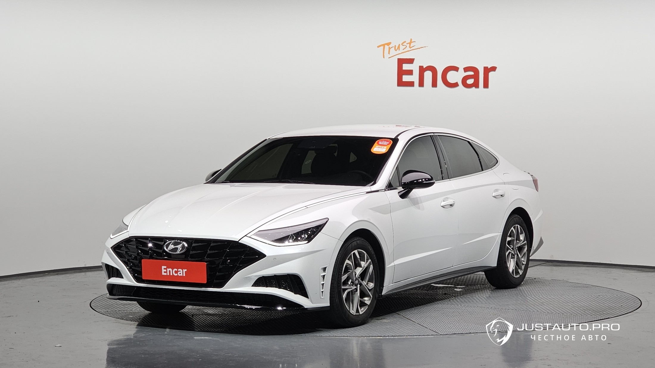 Автомобиль Hyundai Sonata