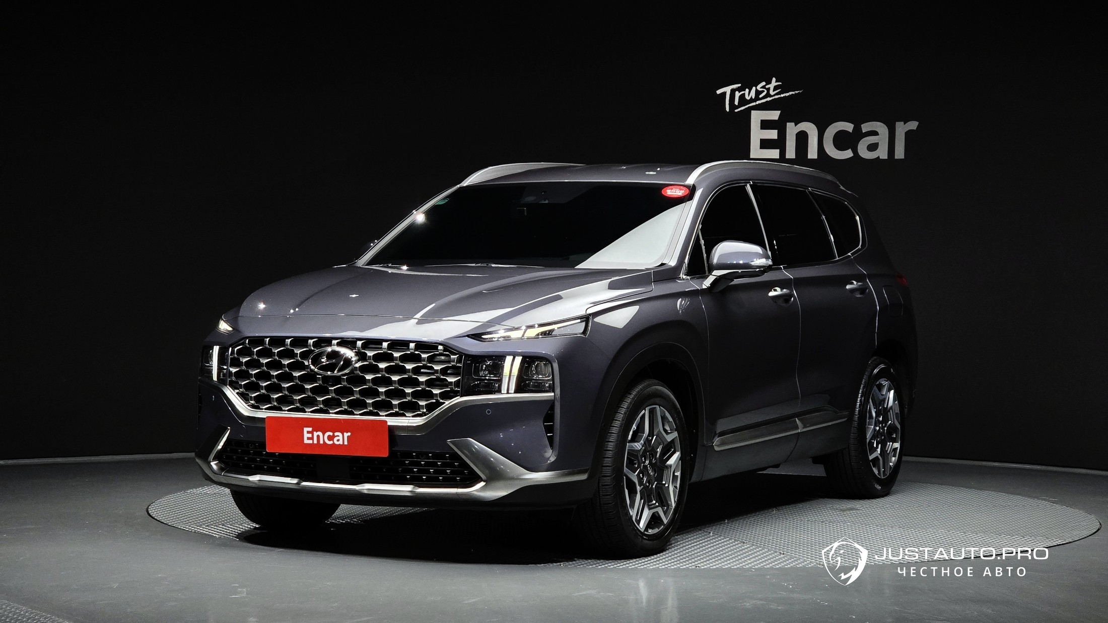 Автомобиль Hyundai Santafe
