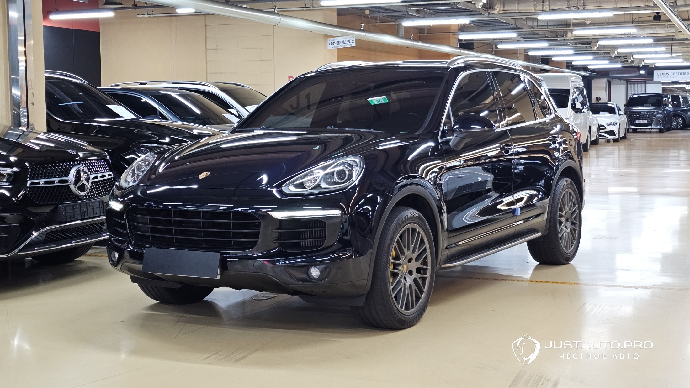 Автомобиль Porsche Cayenne
