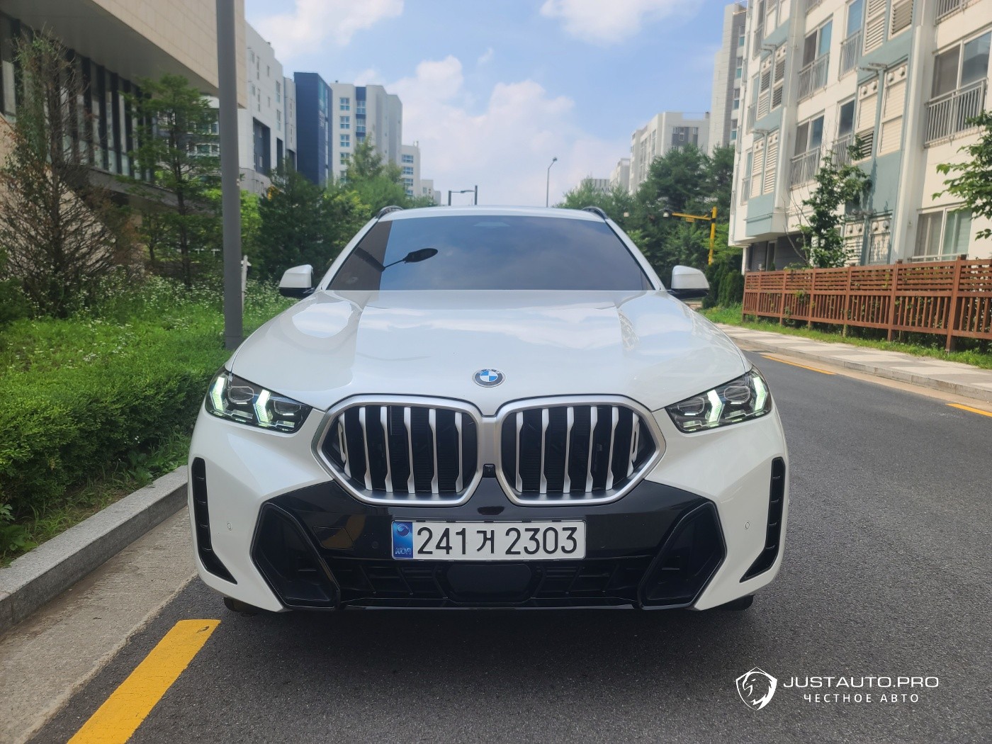 Автомобиль BMW X6