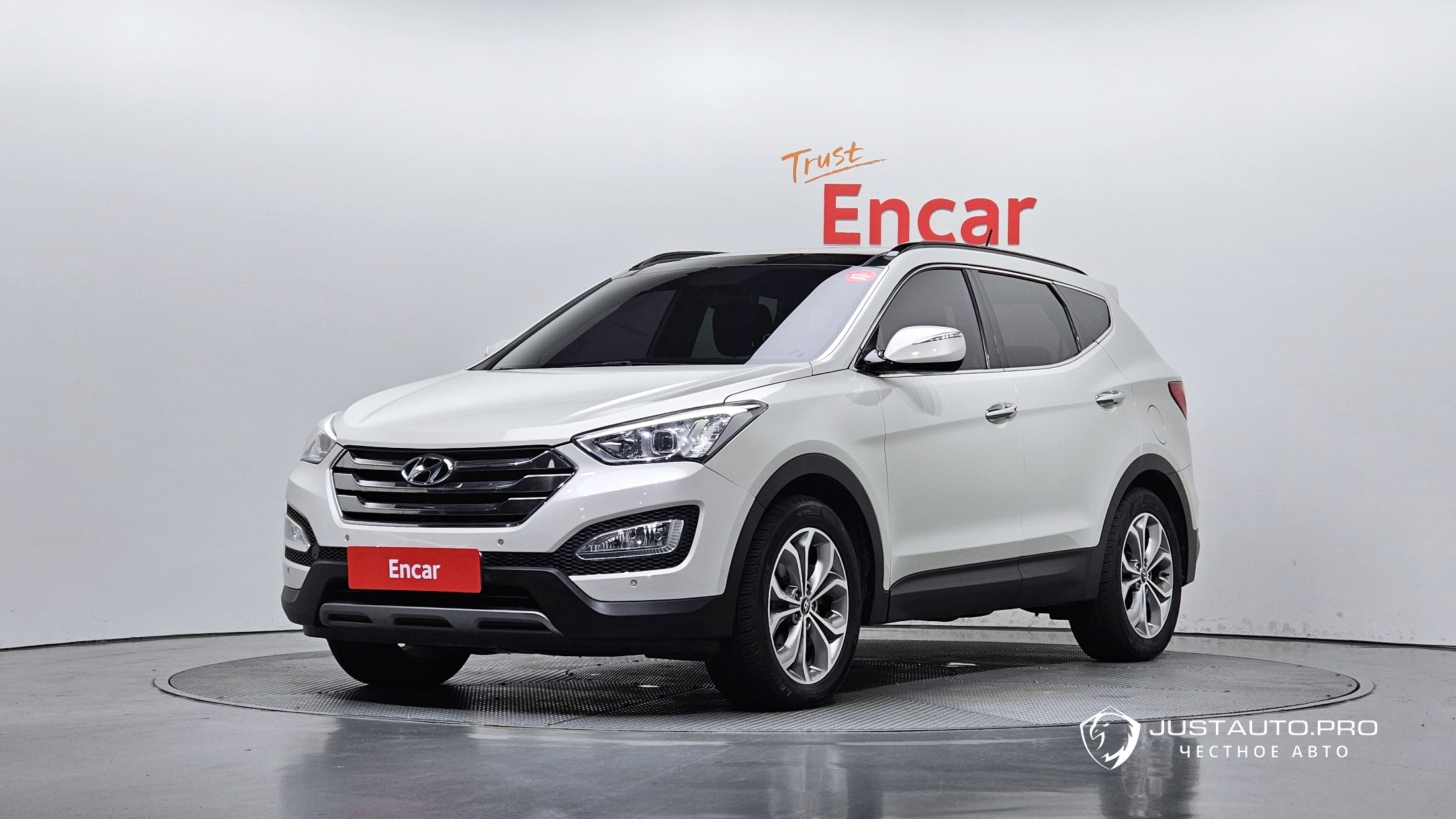 Автомобиль Hyundai Santafe