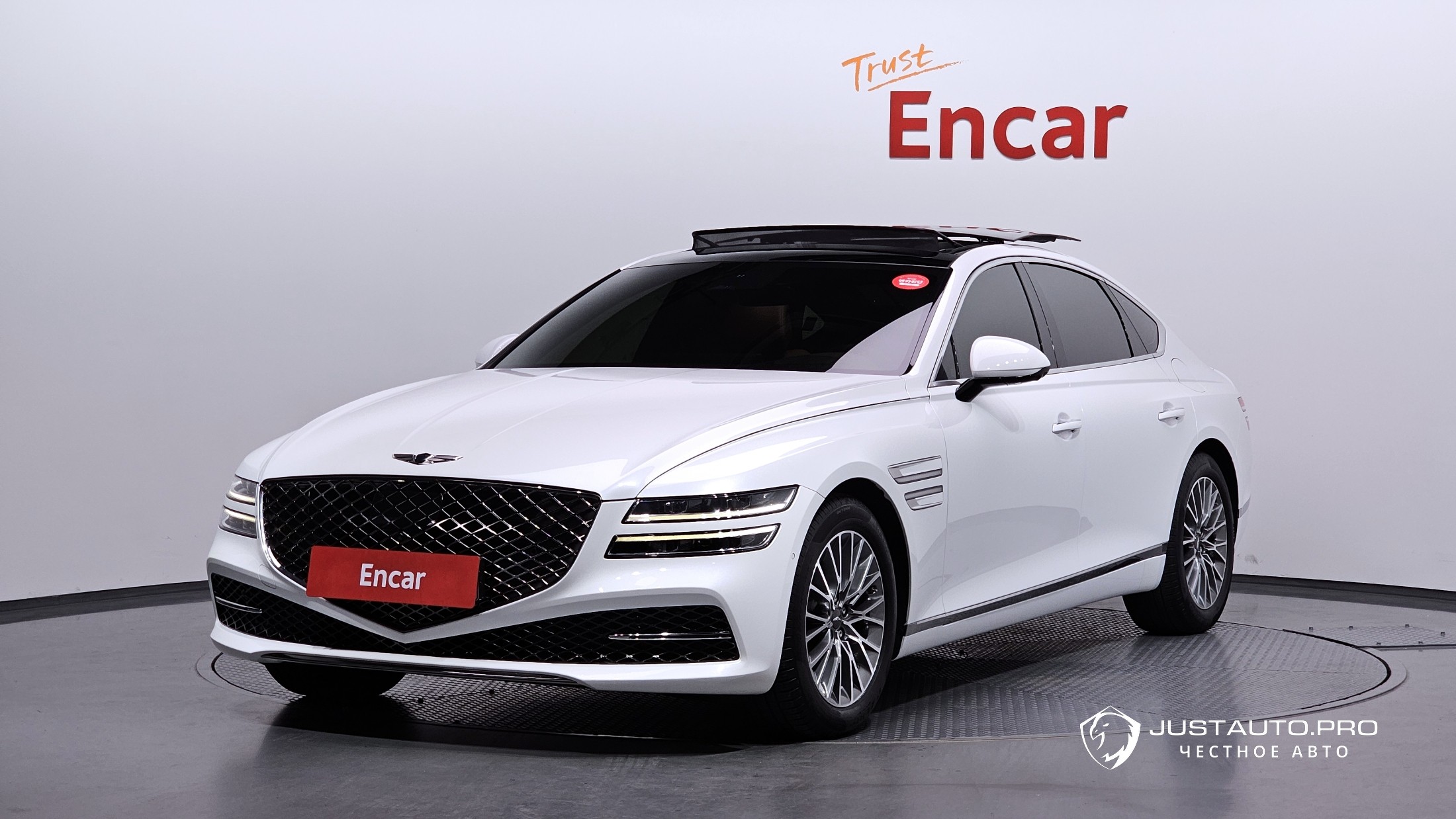 Автомобиль Genesis G80