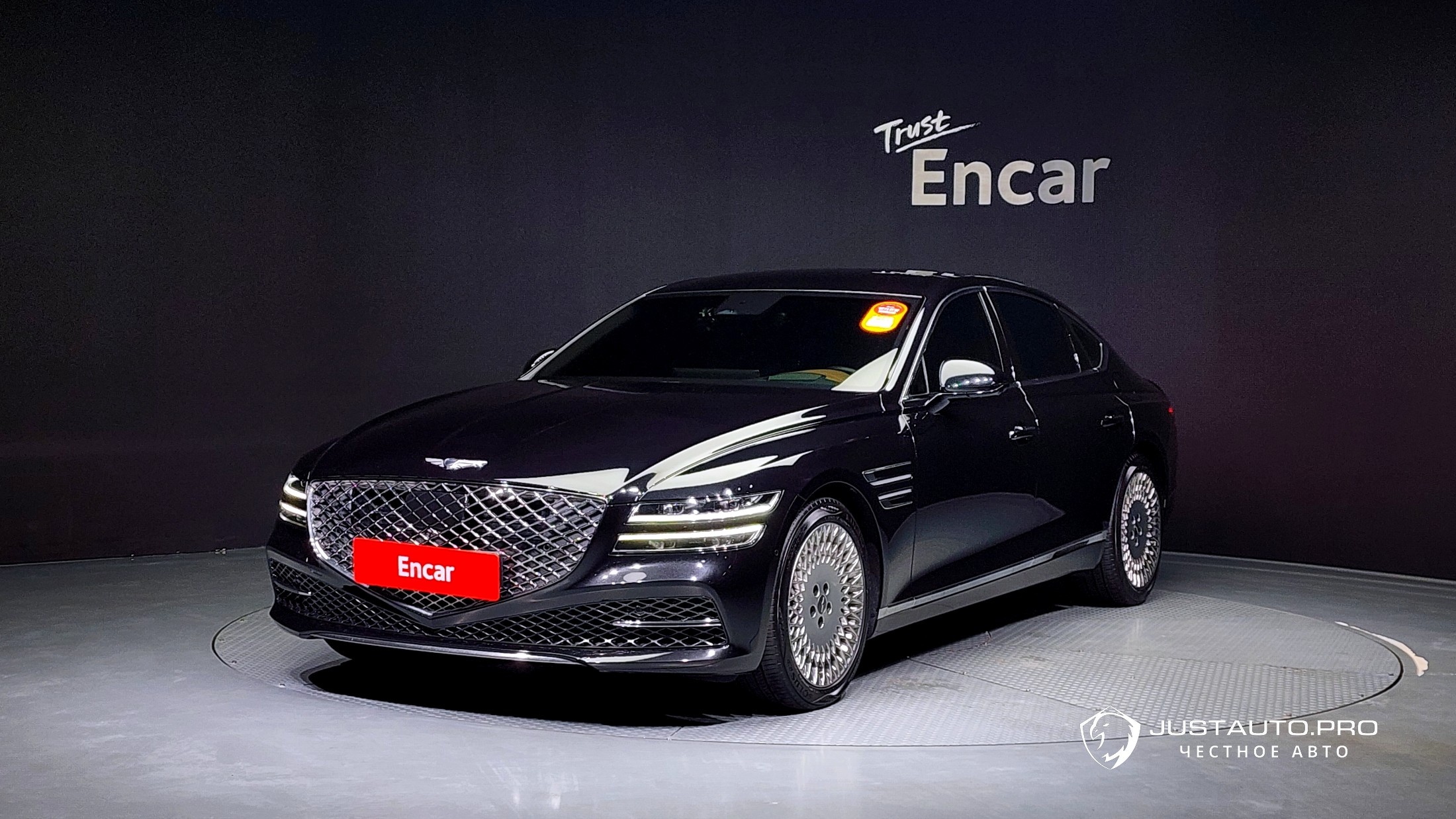 Автомобиль Genesis G80