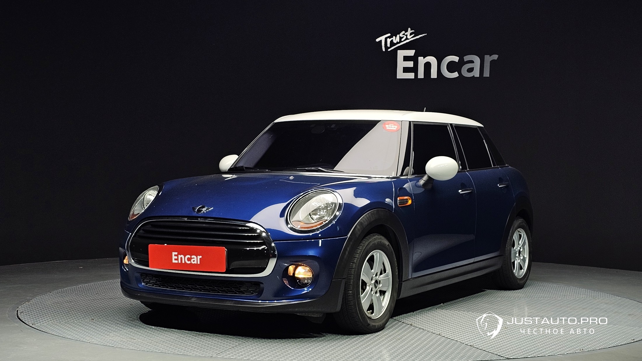 Автомобиль Mini Cooper