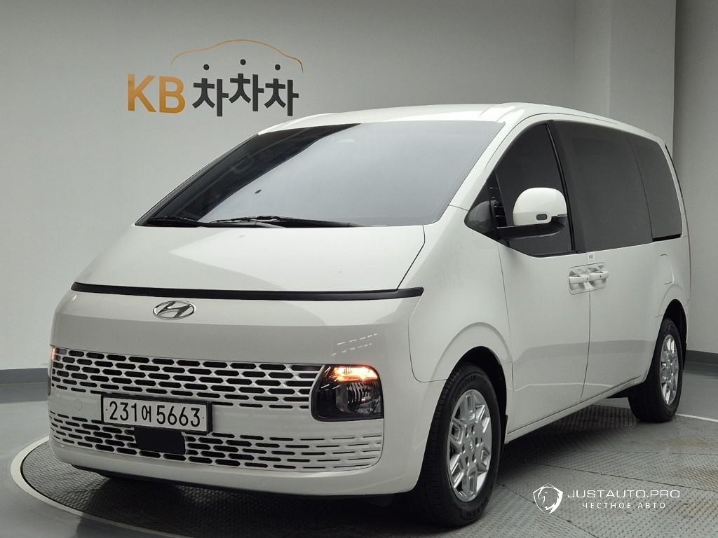 Автомобиль Hyundai Staria