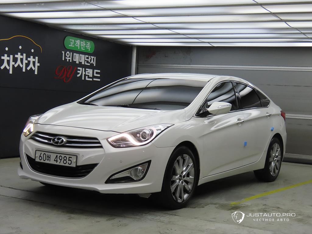 Автомобиль Hyundai i40