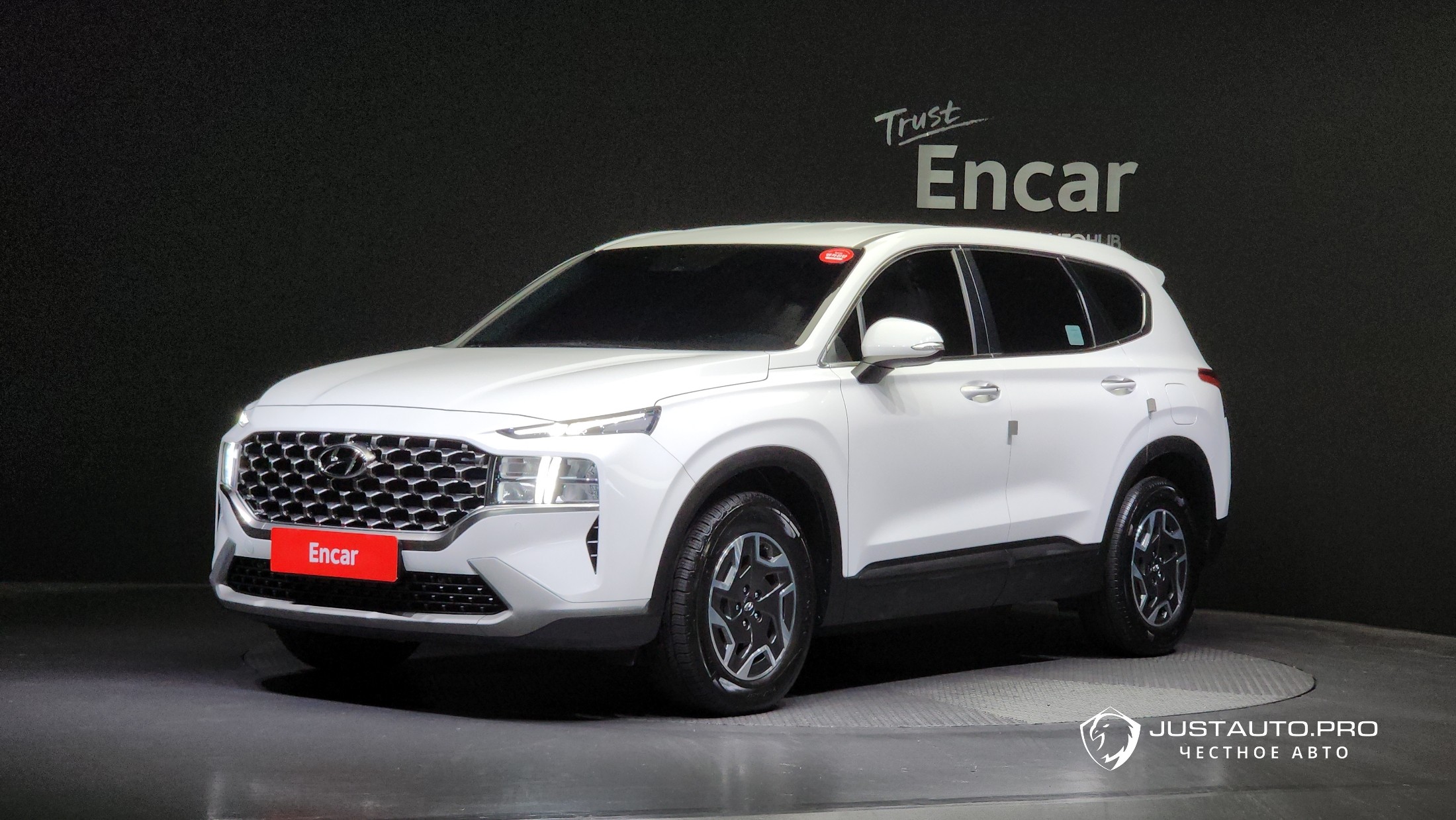 Автомобиль Hyundai Santafe