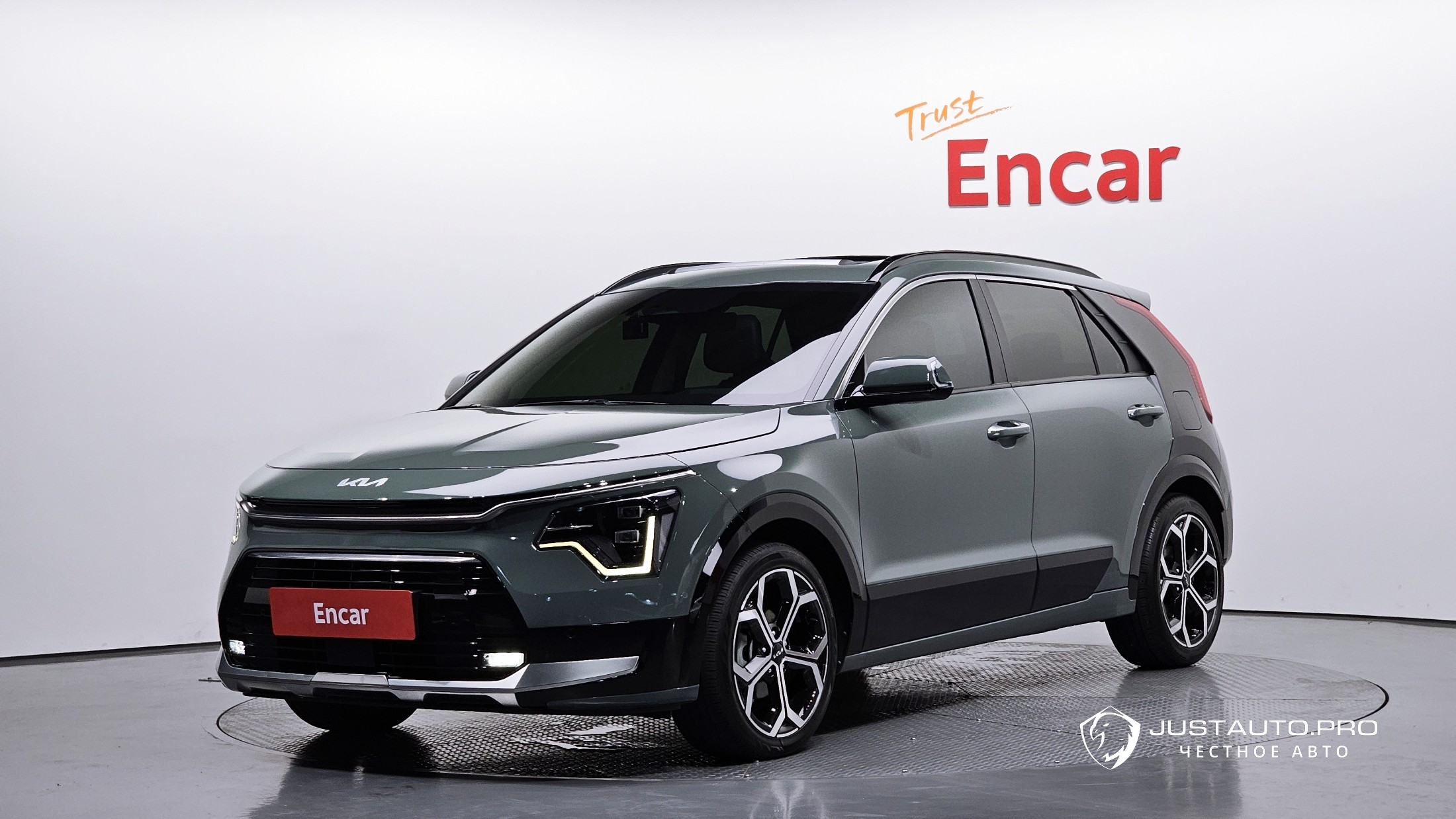 Автомобиль Kia Niro