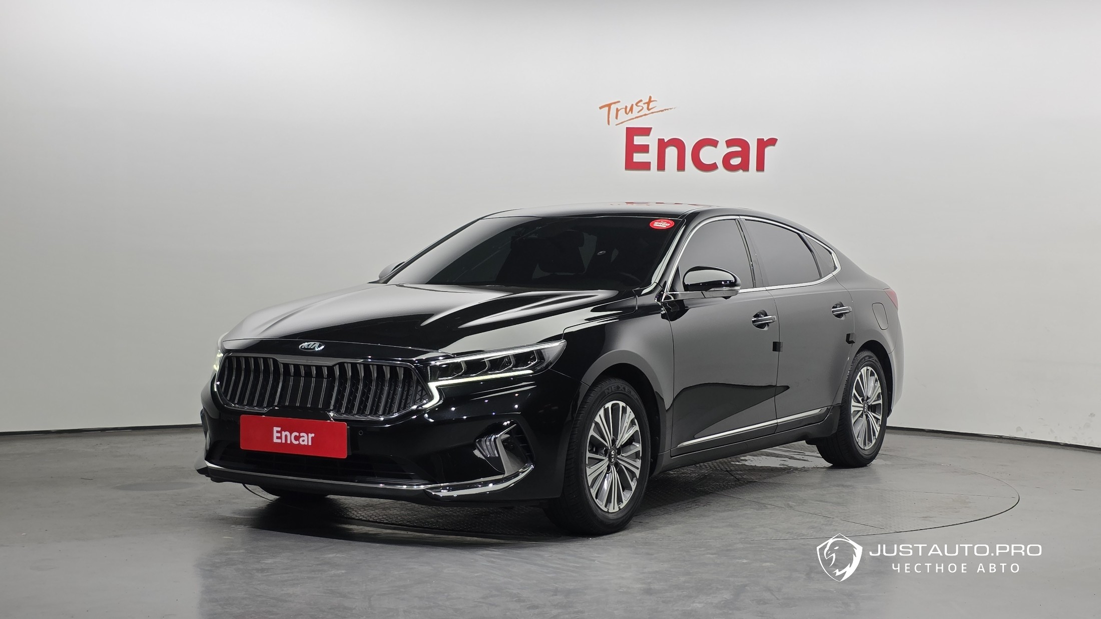 Автомобиль Kia K7