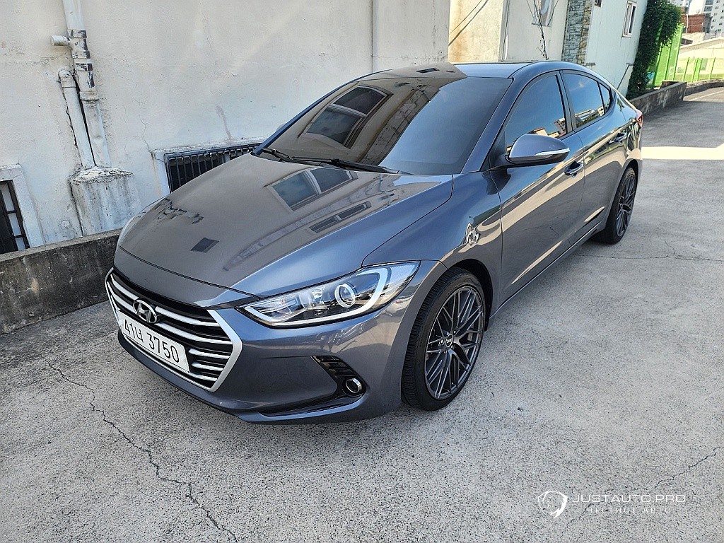 Автомобиль Hyundai AVANTE