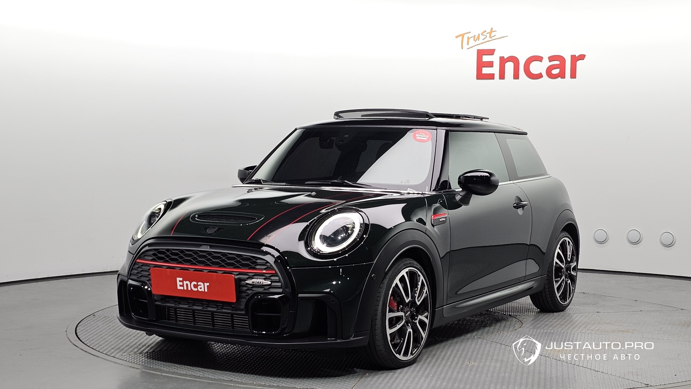 Автомобиль Mini Cooper