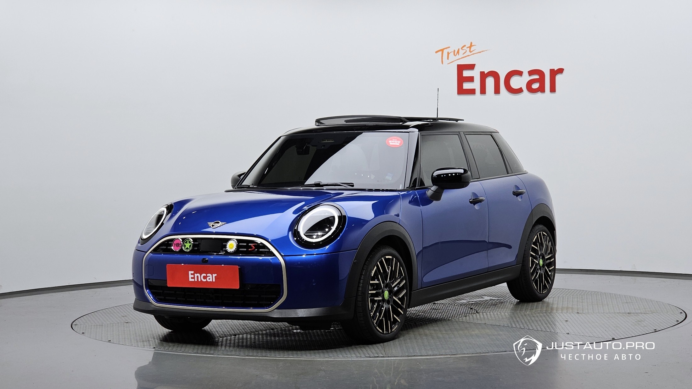 Автомобиль Mini Cooper
