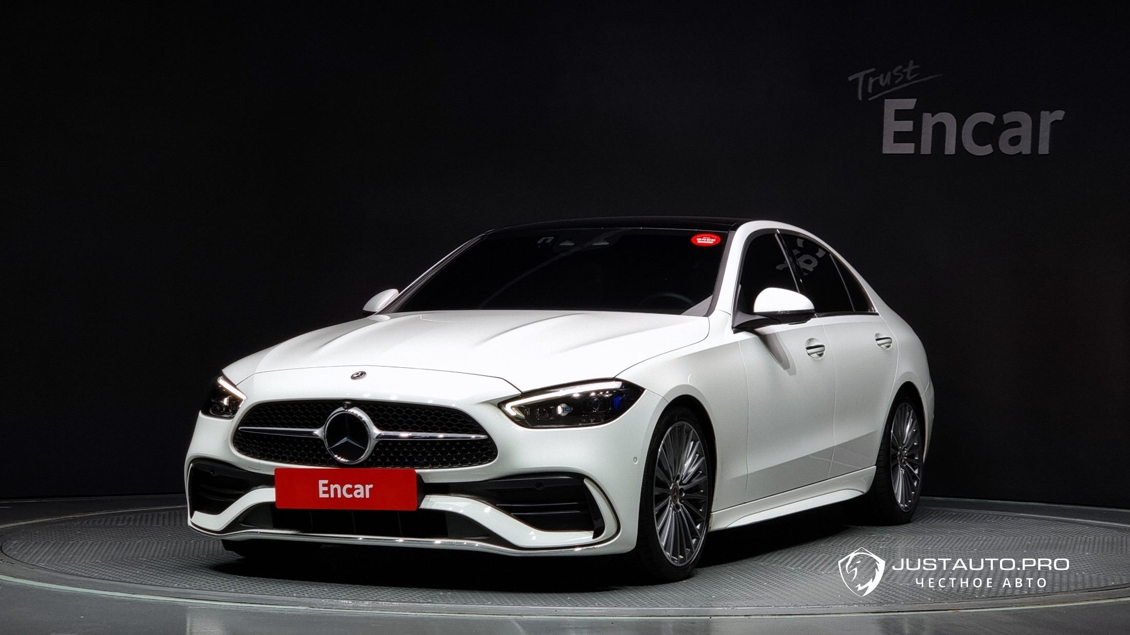 Автомобиль Mercedes-Benz C-Class