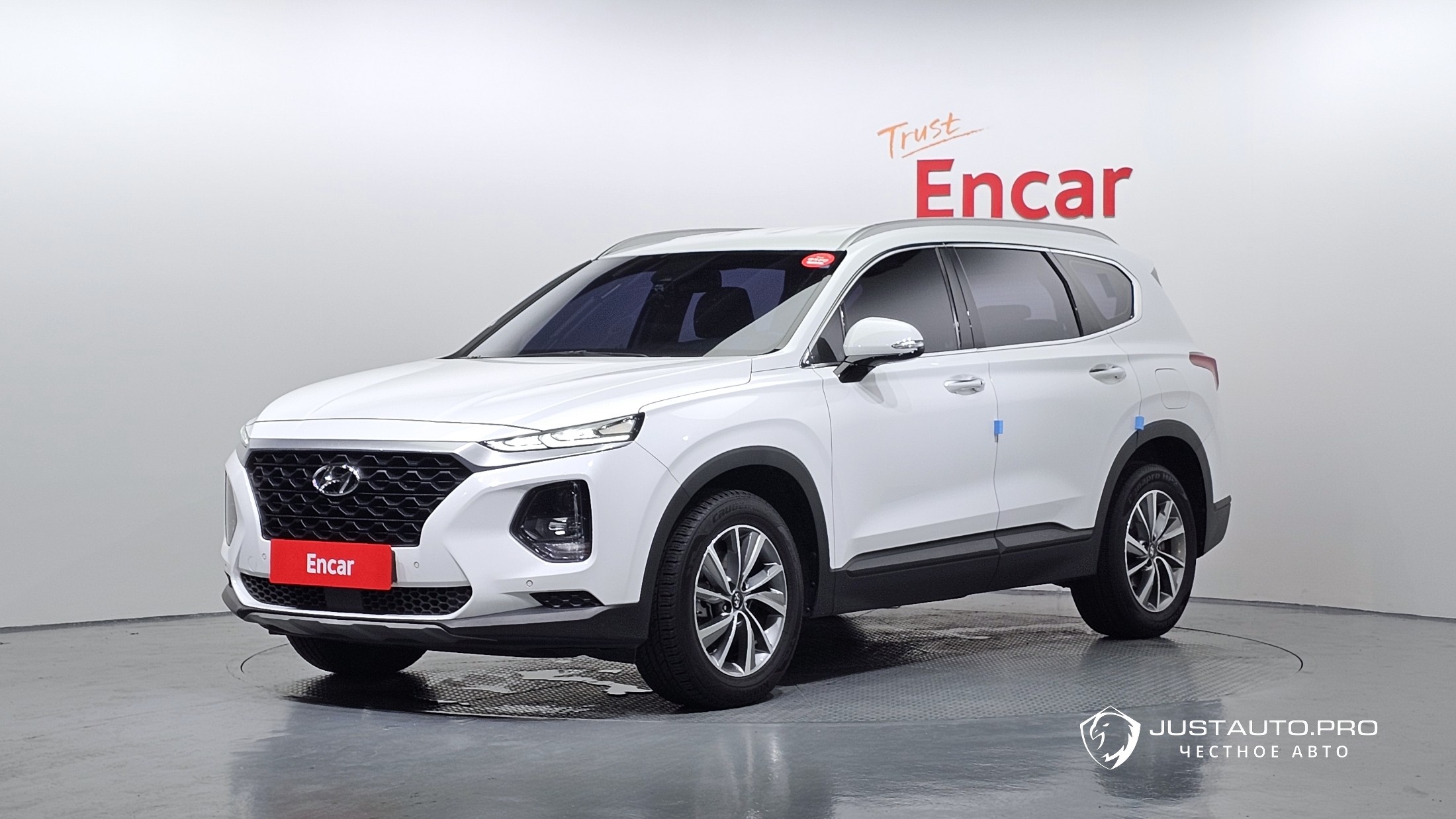 Автомобиль Hyundai Santafe