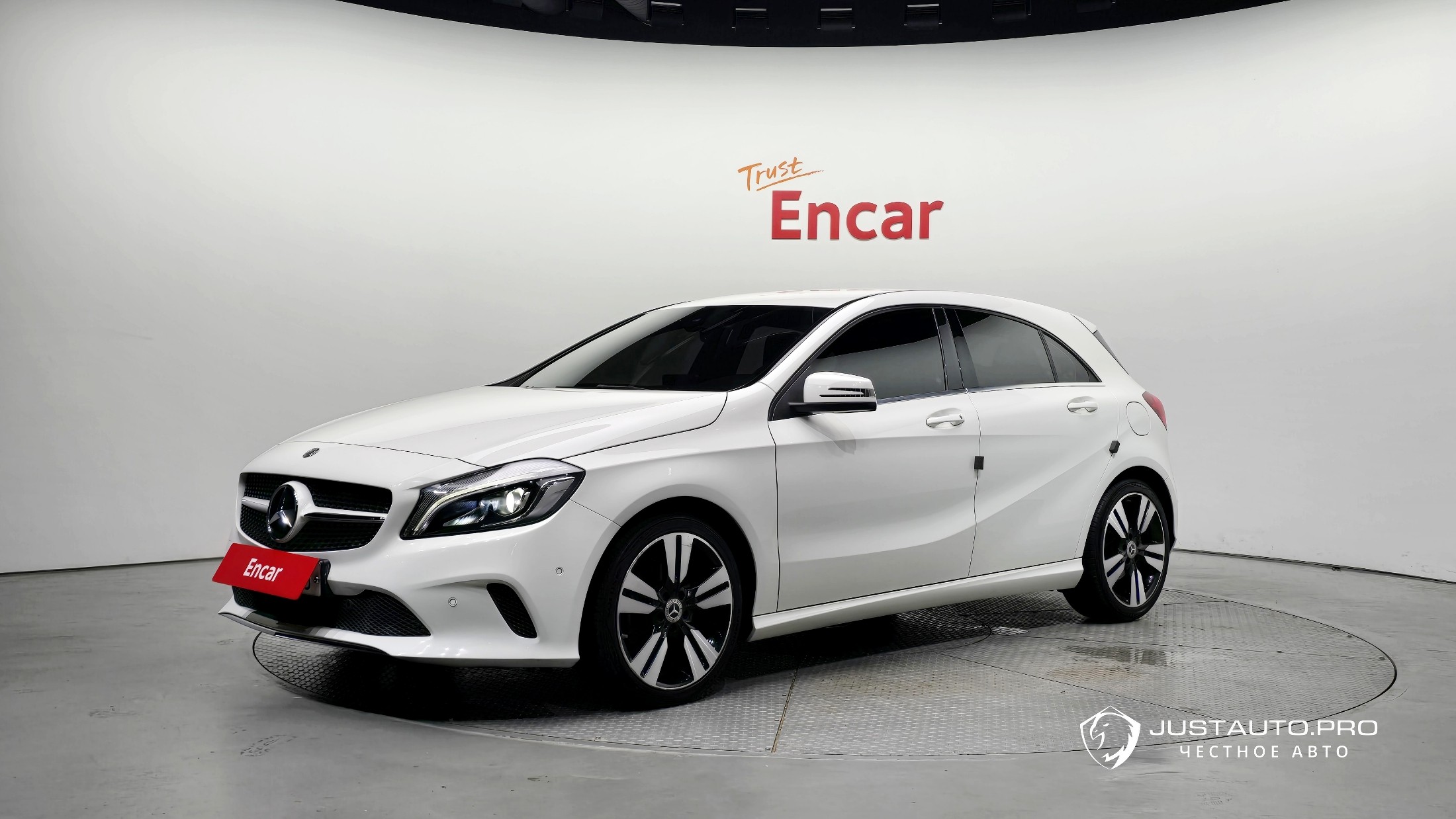 Автомобиль Mercedes-Benz A-Class