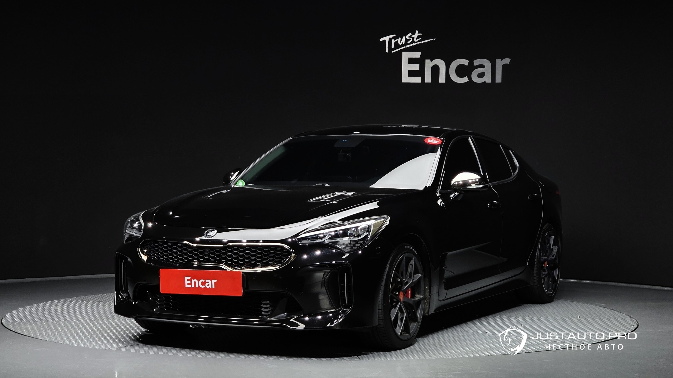 Автомобиль Kia Stinger