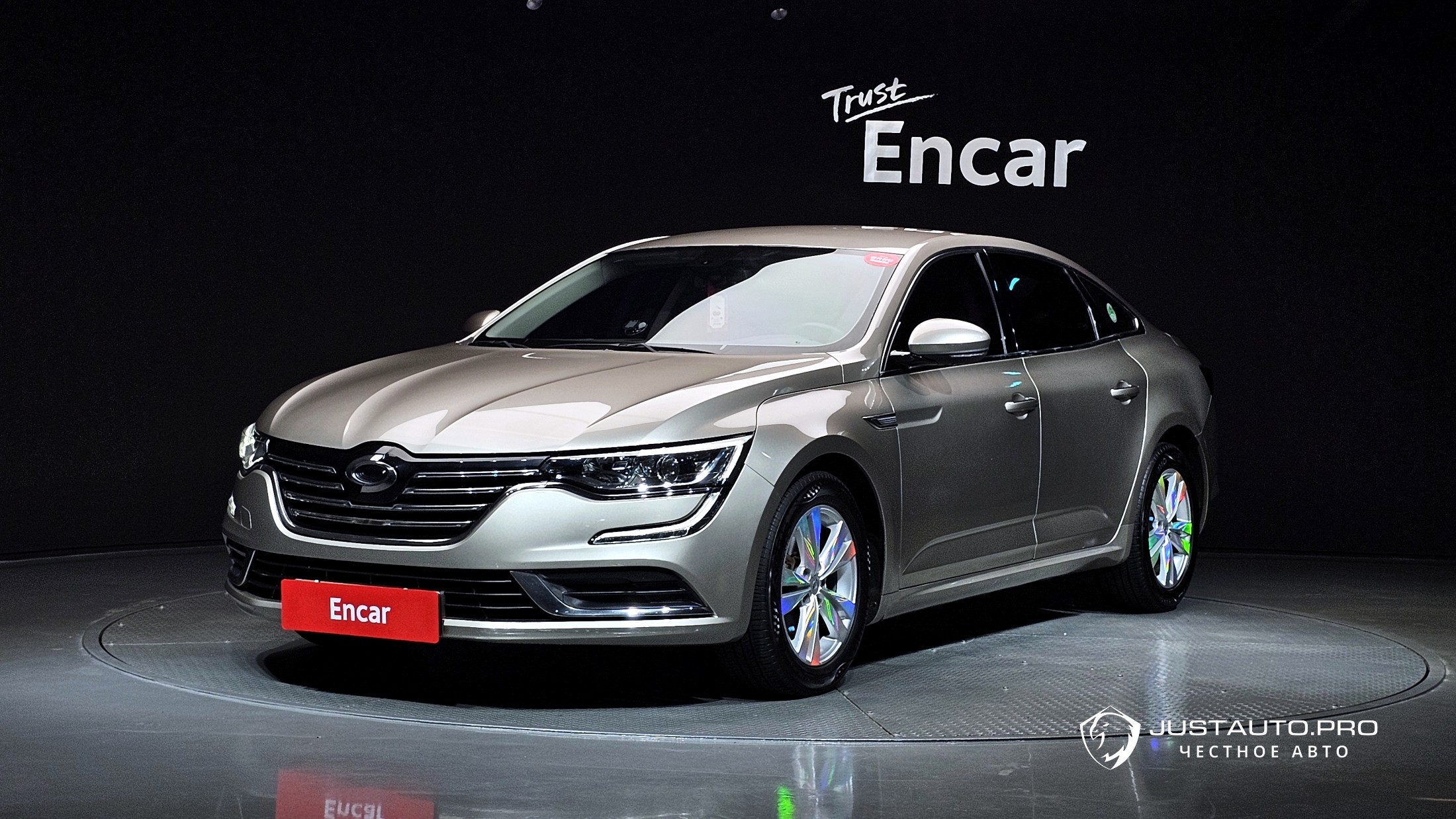 Автомобиль Renault-KoreaSamsung SM6