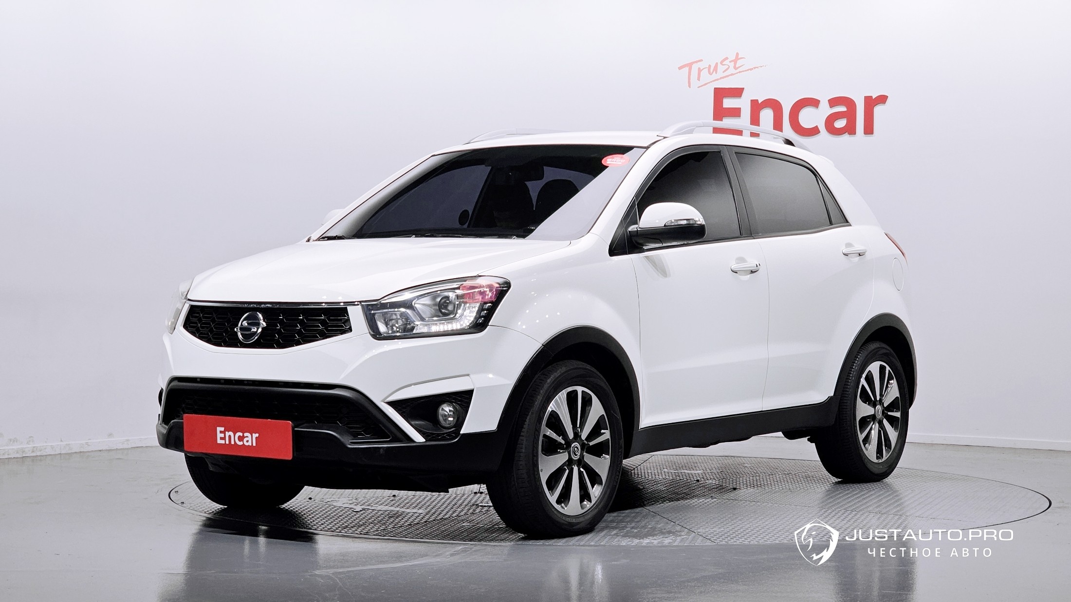 Автомобиль KG_Mobility_Ssangyong KORANDO