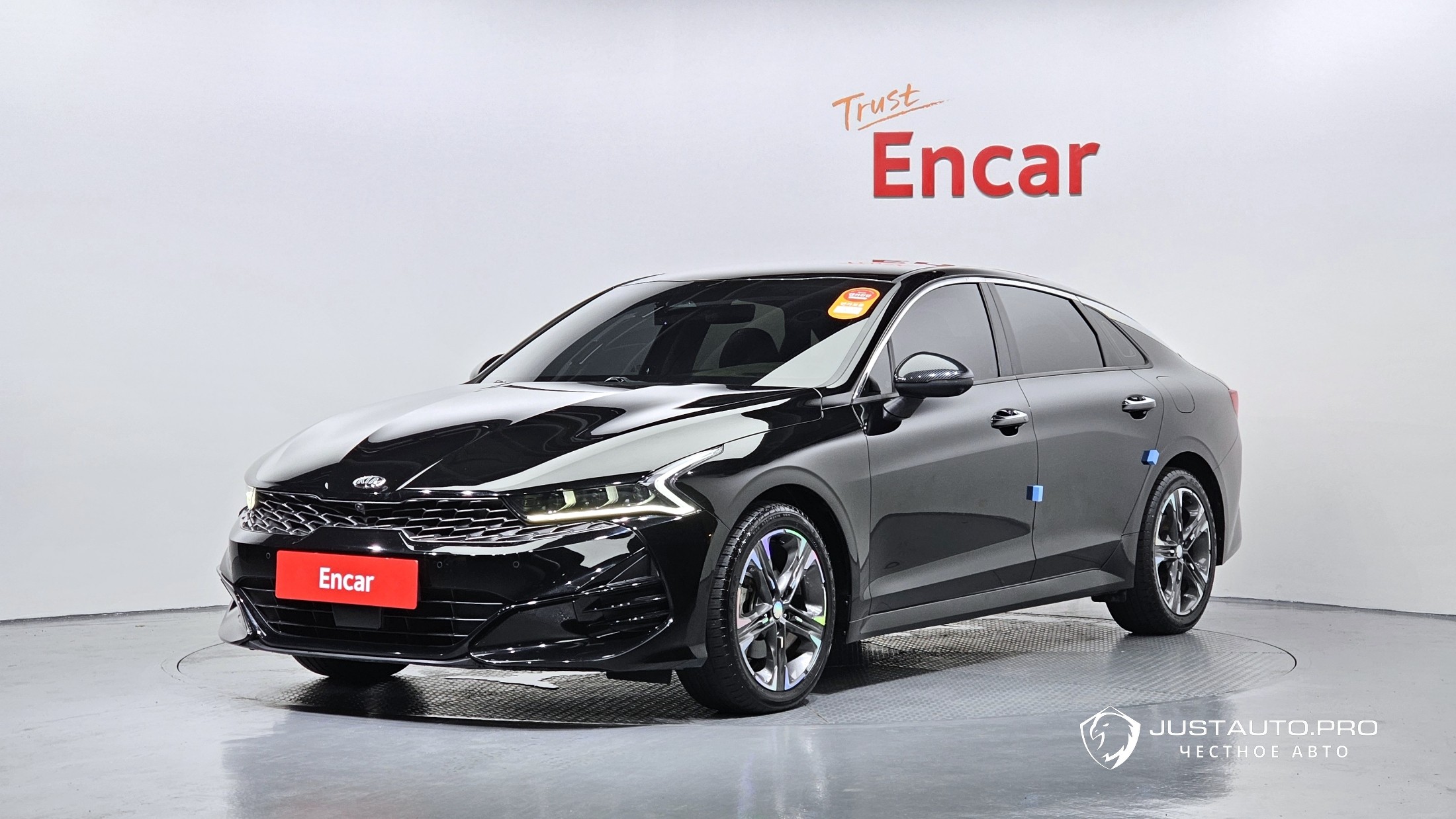 Автомобиль Kia K5