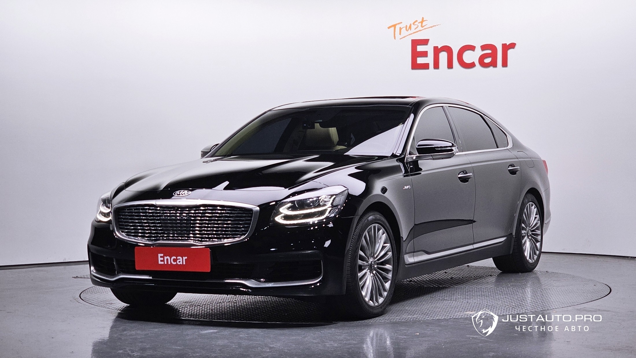 Автомобиль Kia K9