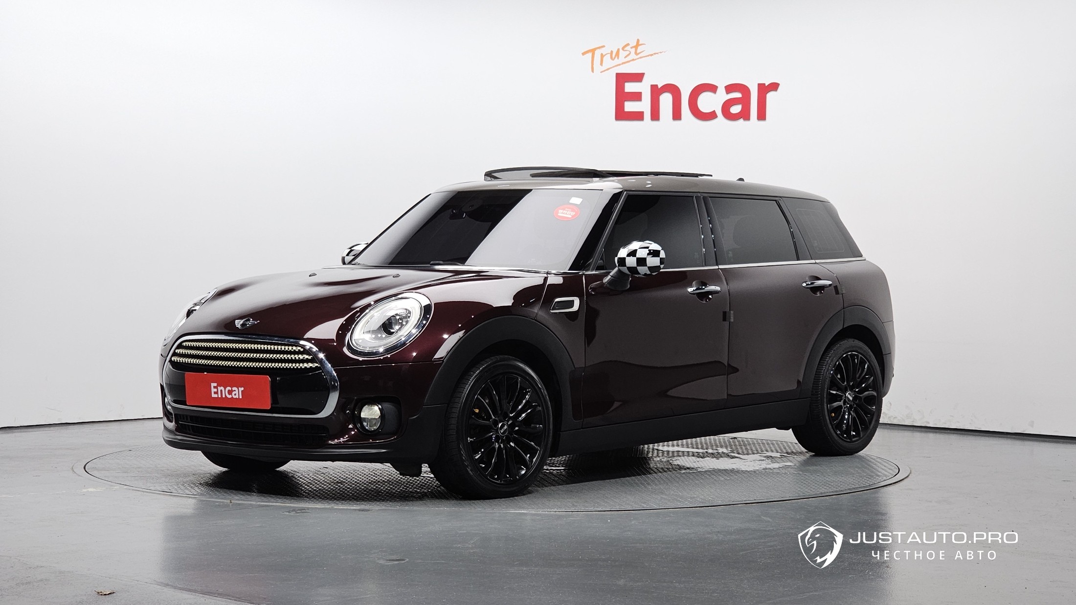 Автомобиль Mini Clubman