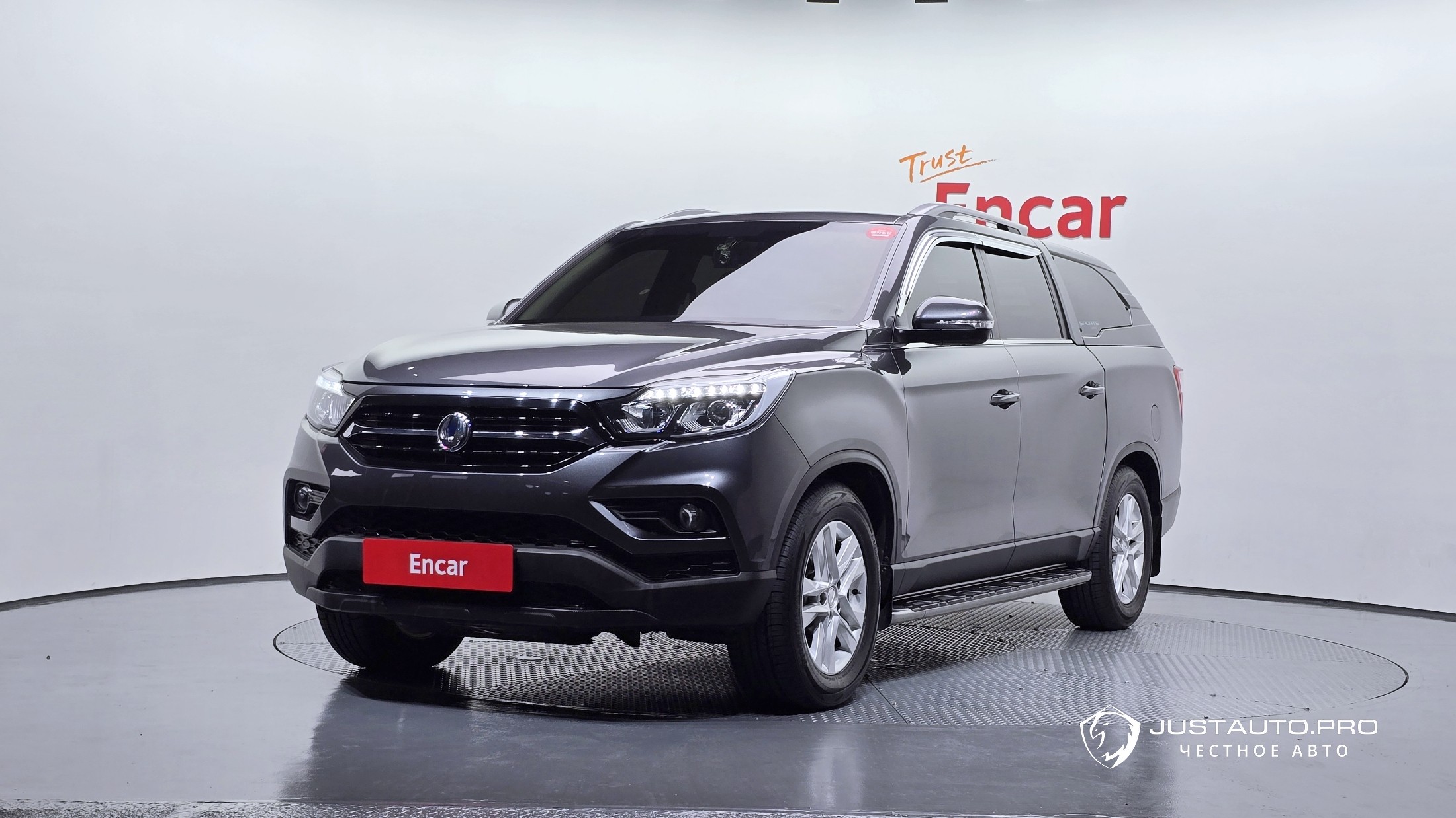 Автомобиль KG_Mobility_Ssangyong Rexton