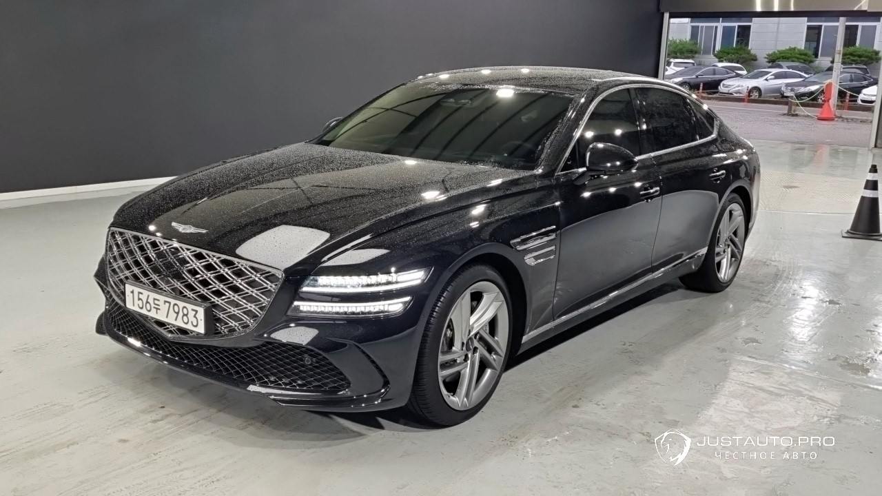 Автомобиль Genesis G80