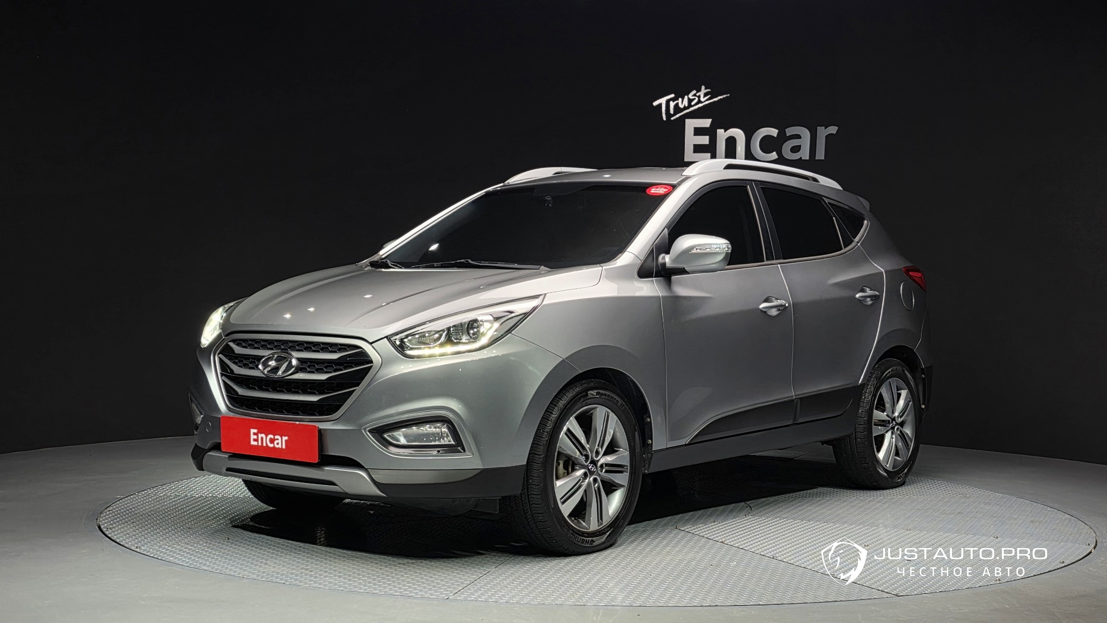 Автомобиль Hyundai Tucson